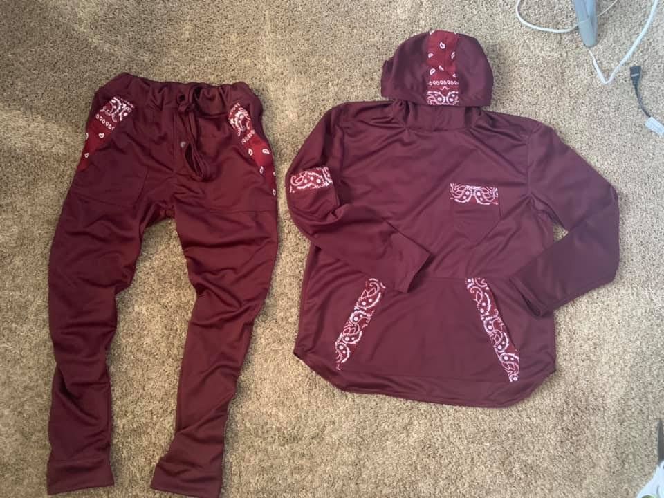Other Men Custom Bergundy Bandanna Trim LS Hoodie & Jogge Set. Size US XL / EU 56 / 4 - 2 Thumbnail