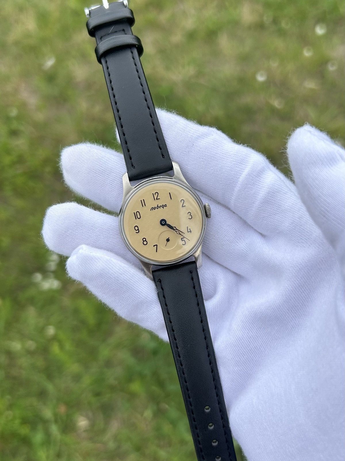 Vintage Vintage Watch Pobeda Made In USSR Mechanical Retro 1950s Size ONE SIZE - 18 Thumbnail