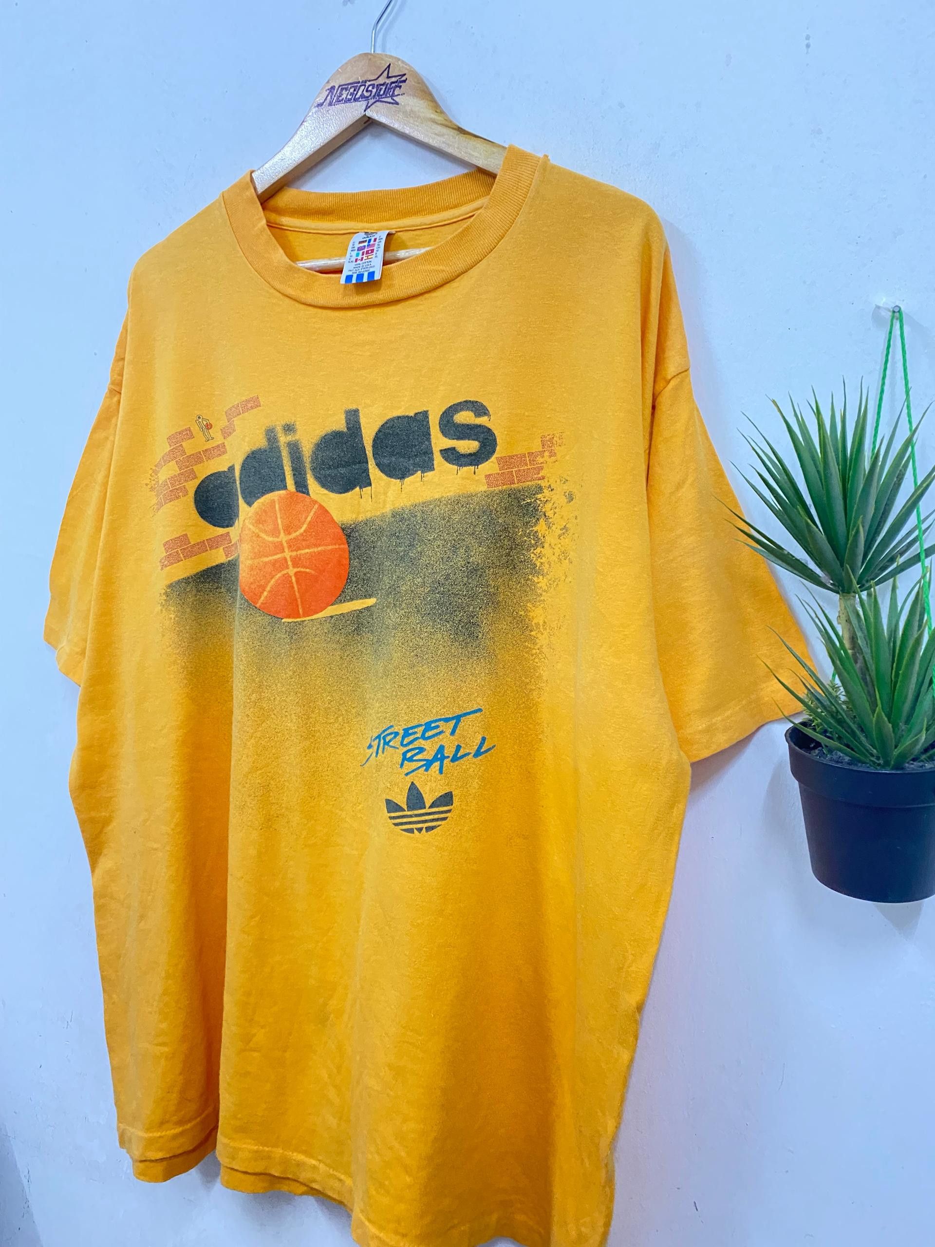 Adidas Vintage 90s Adidas Basketball single stich t shirt Size US XXL / EU 58 / 5 - 5 Thumbnail