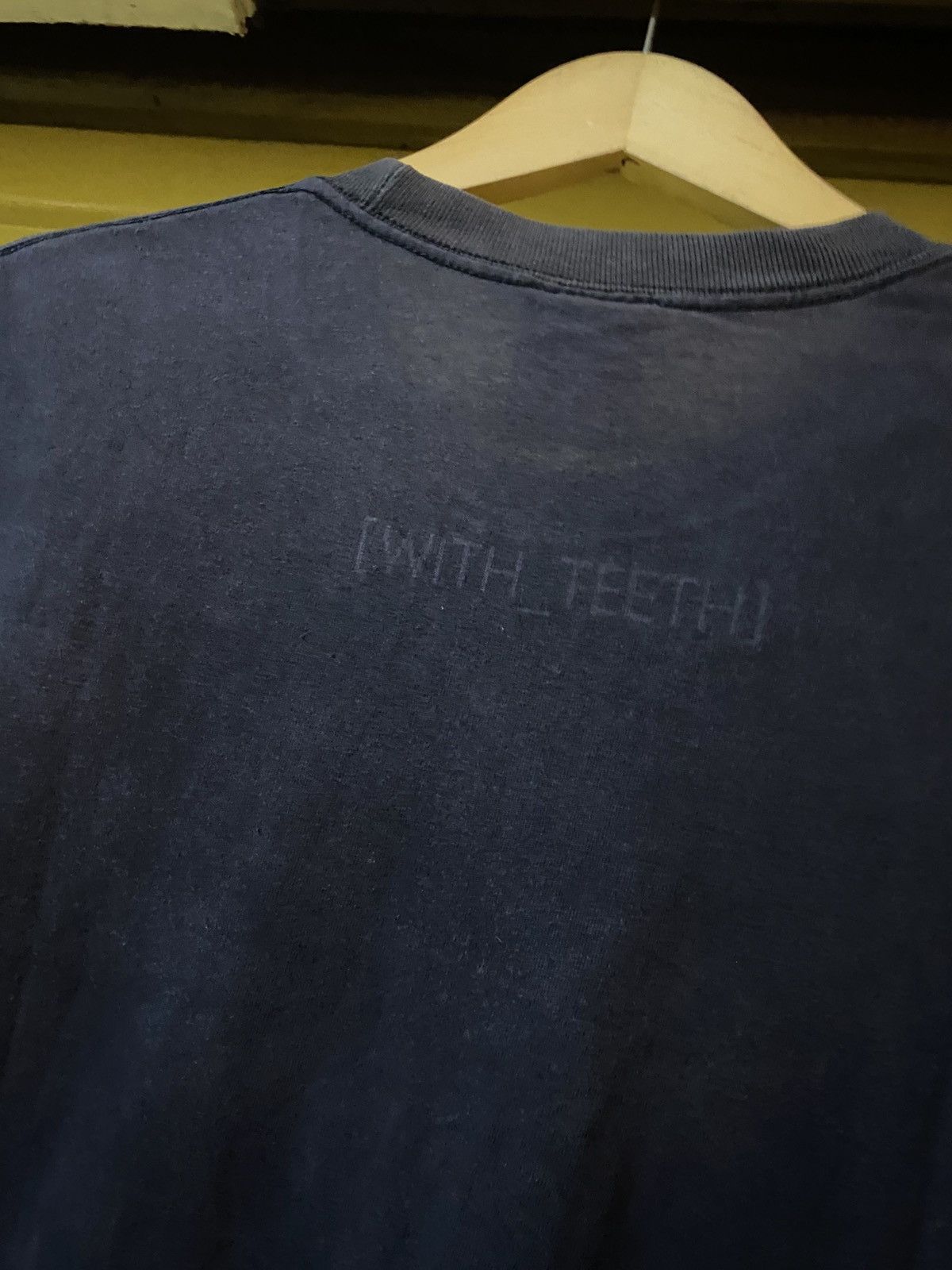Band Tees Vintage Nine Inch Nails With Teeth Band Tee Size US L / EU 52-54 / 3 - 3 Thumbnail