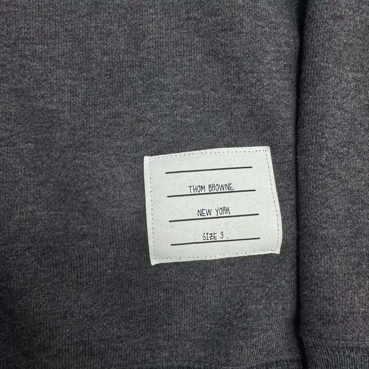 Thom Browne tb gray sweatshirt 3 like new Size L / US 10 / IT 46 - 6 Thumbnail