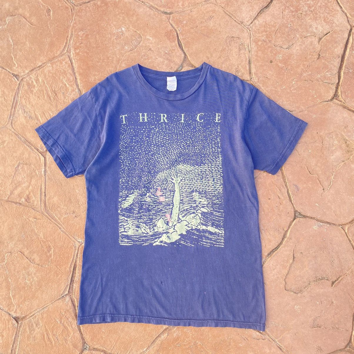 Band Tees Thrashed Faded Vintage Y2K Thrice Band ERD GRUNGE GRAIL TEE Size US M / EU 48-50 / 2 - 1 Thumbnail
