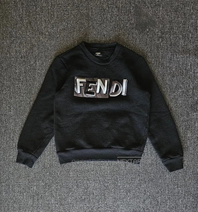 Fendi Fendi Women's Wool Sweater Pullover. Size US M / EU 48-50 / 2 - 1 Thumbnail