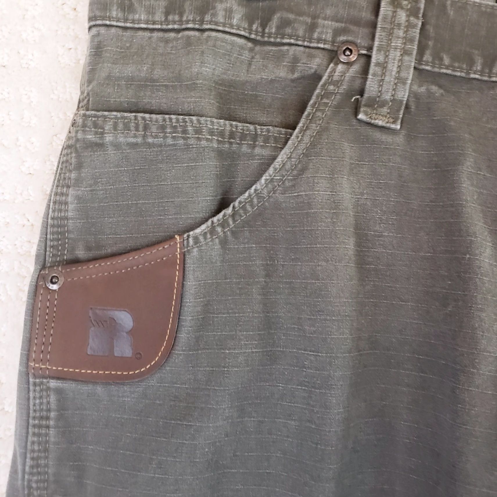 Wrangler VINTAGE Wrangler RIGGS Workwear Mens Brown Carpenter Pants 35X30 Green Ripstop Cargo Pocket Belt Loops Logo Pockets Workwear 30 Inseam Mens Size US 35 - 6 Thumbnail
