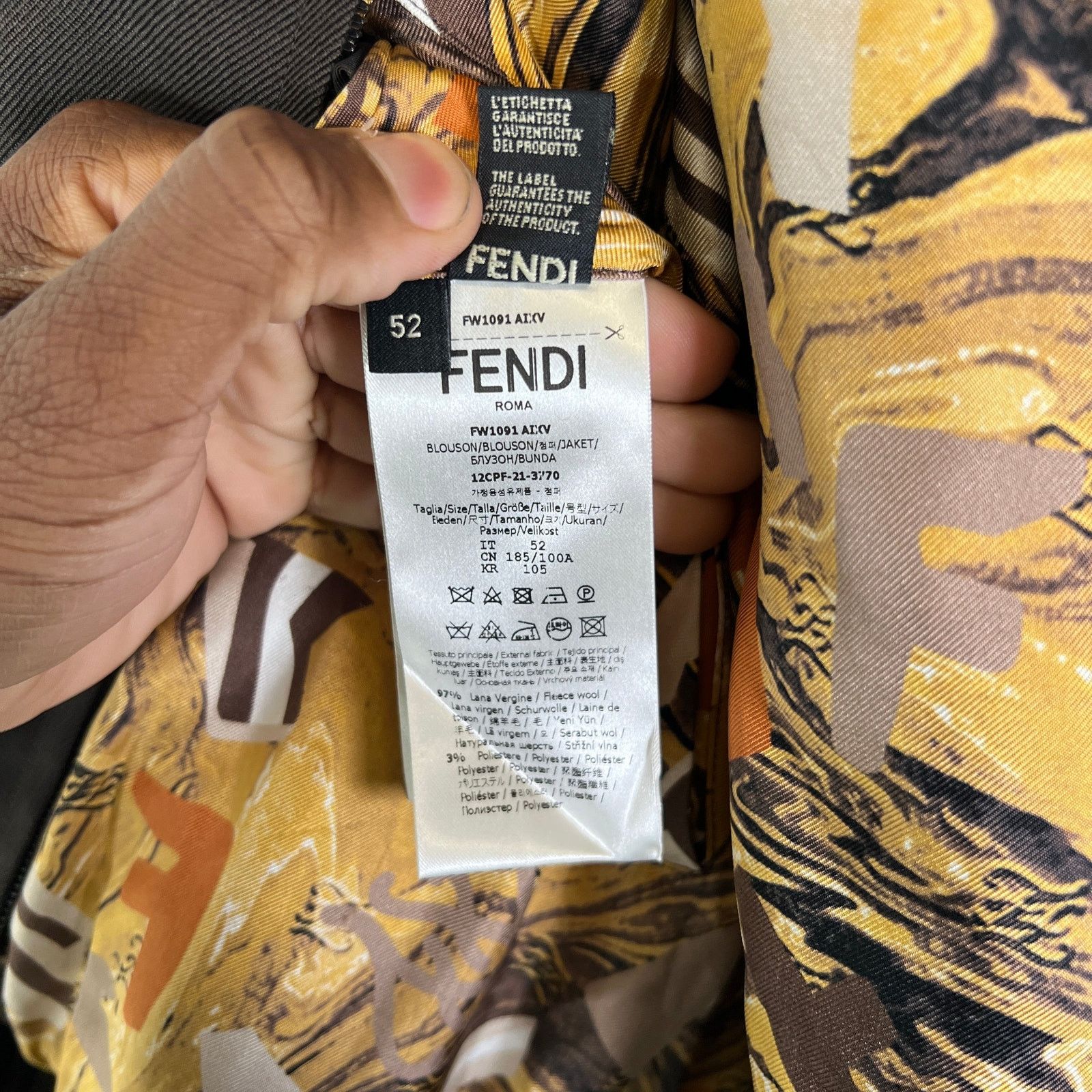 Fendi Fendi FF Marble-Effect Reversible Bomber Jacket Size US L / EU 52-54 / 3 - 6 Thumbnail
