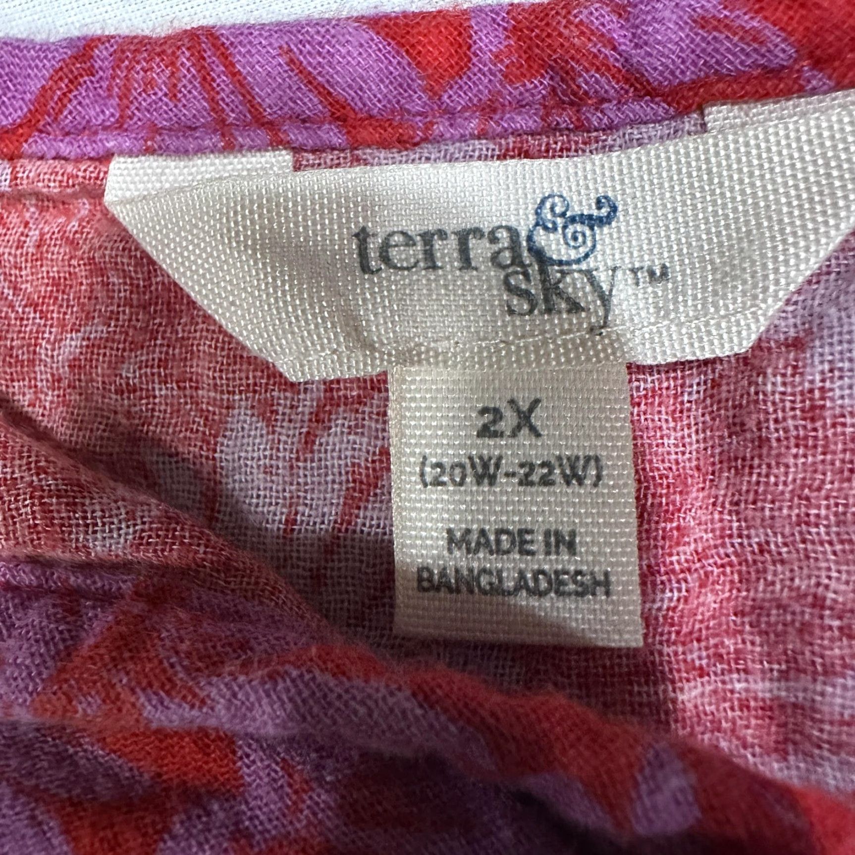 Vintage Terra & Sky Blouse Womens Plus 2X Pink Tunic Short Sleeve V-Neck Ruffle Floral Size XXL / US 16-18 / IT 52-54 - 3 Thumbnail