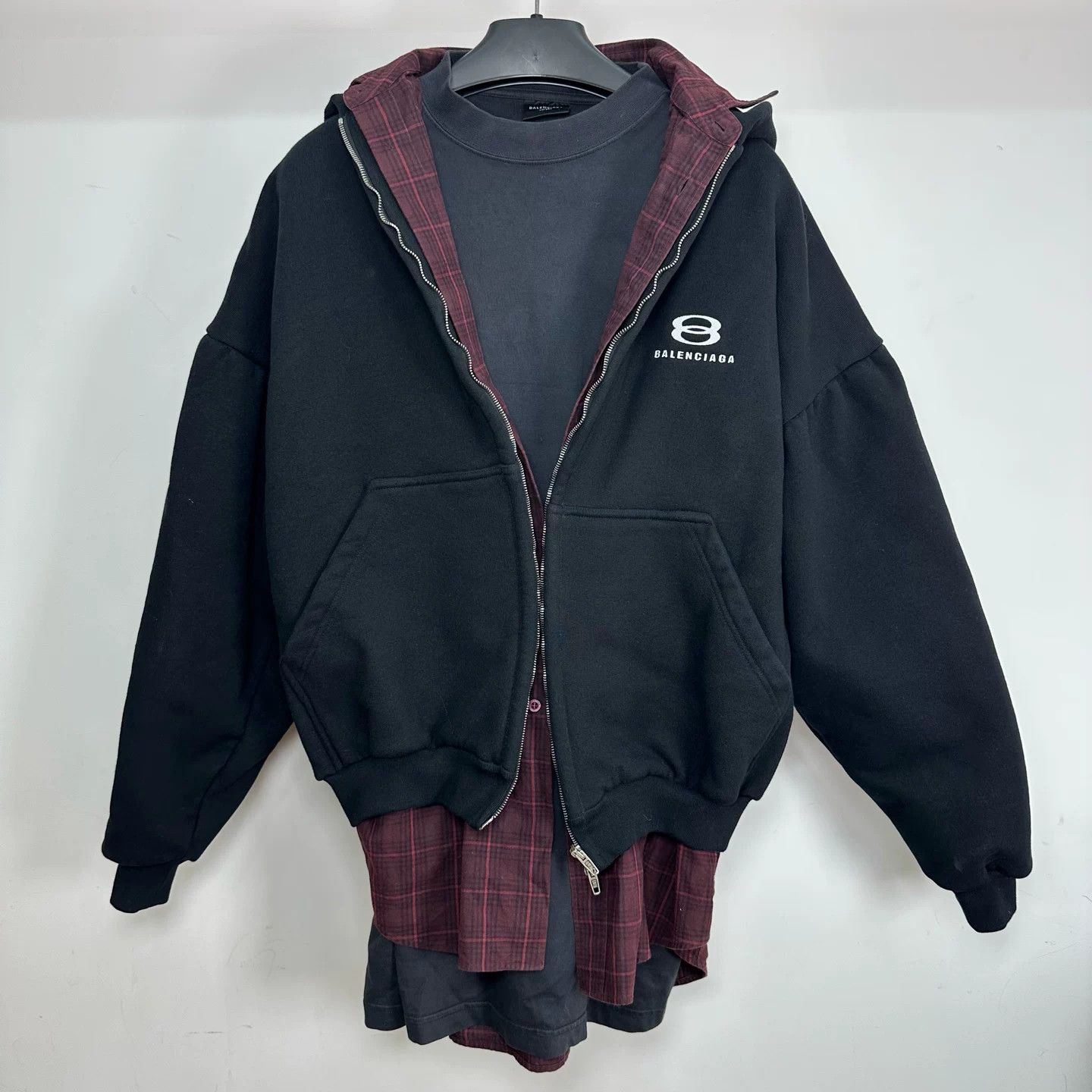 balenciaga unity sports jacket