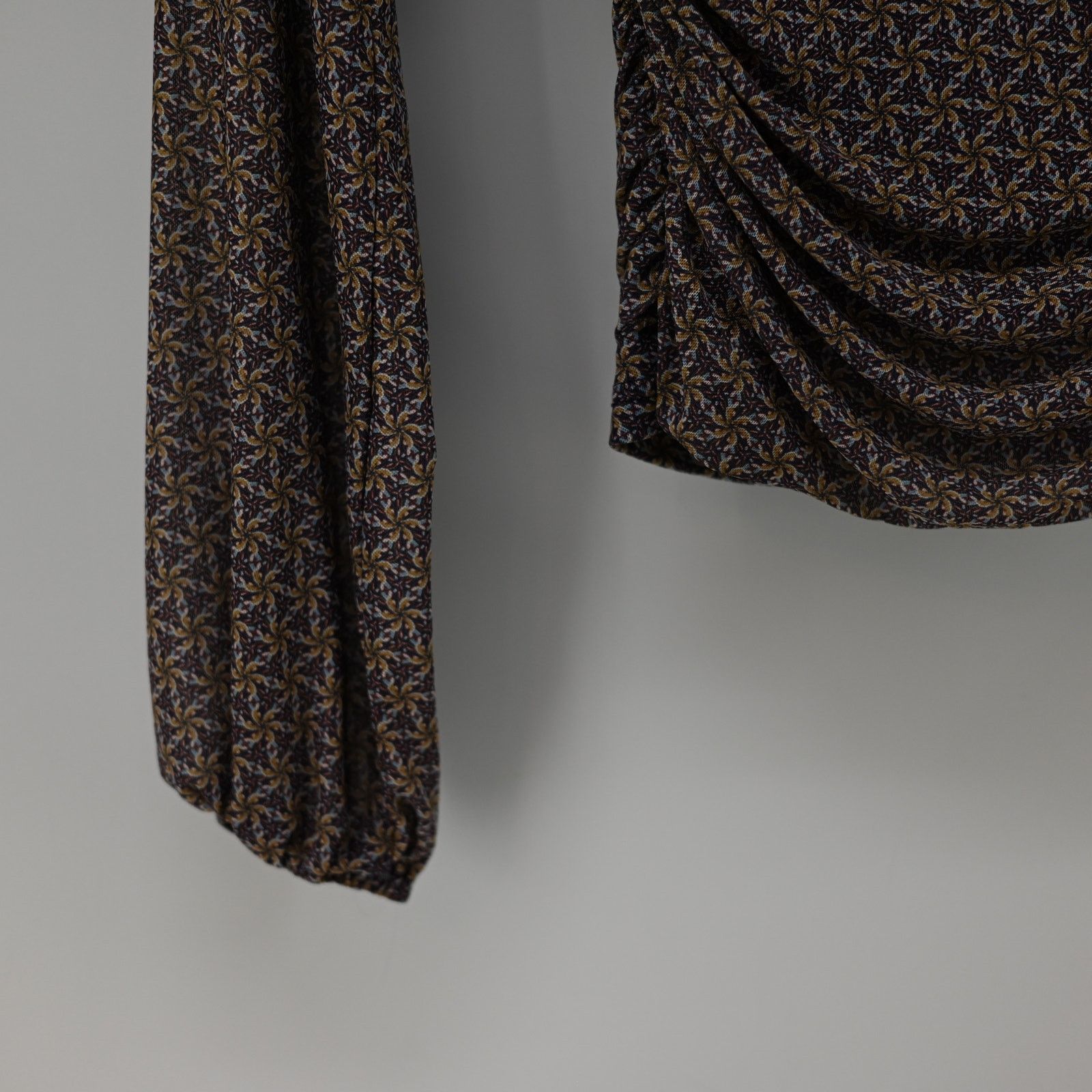 Other Gimmick Size M Floral Ruched Long Sleeve Top Y2K Style Size M / US 6-8 / IT 42-44 - 12 Thumbnail