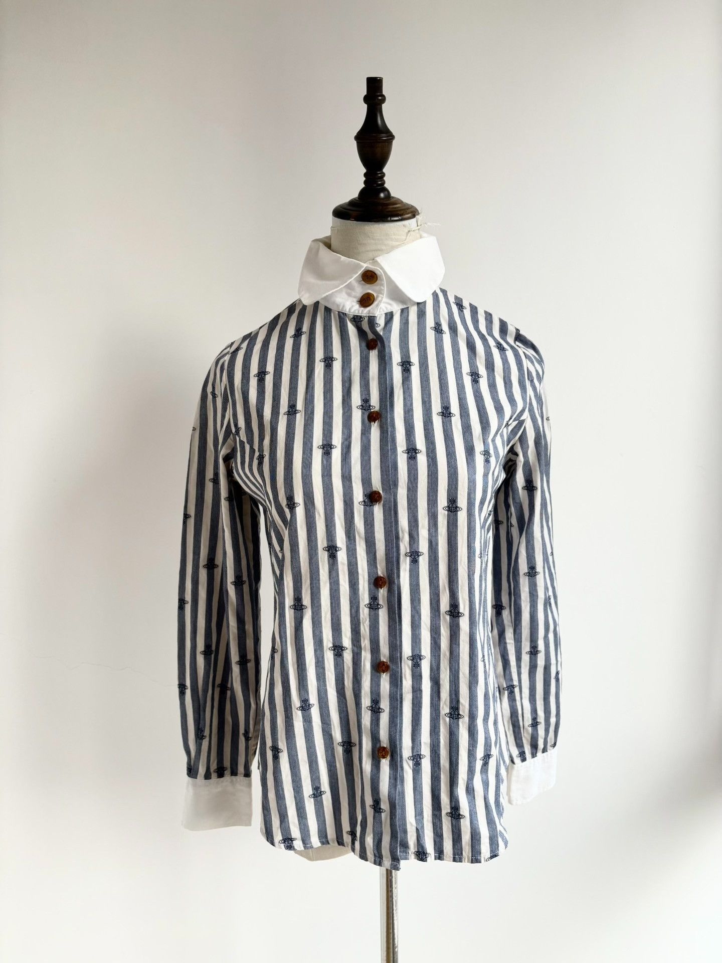 Vivienne Westwood Vivienne Westwood Vintage Blue Stripe Saturn Shirt Size M / US 6-8 / IT 42-44 - 1 Thumbnail