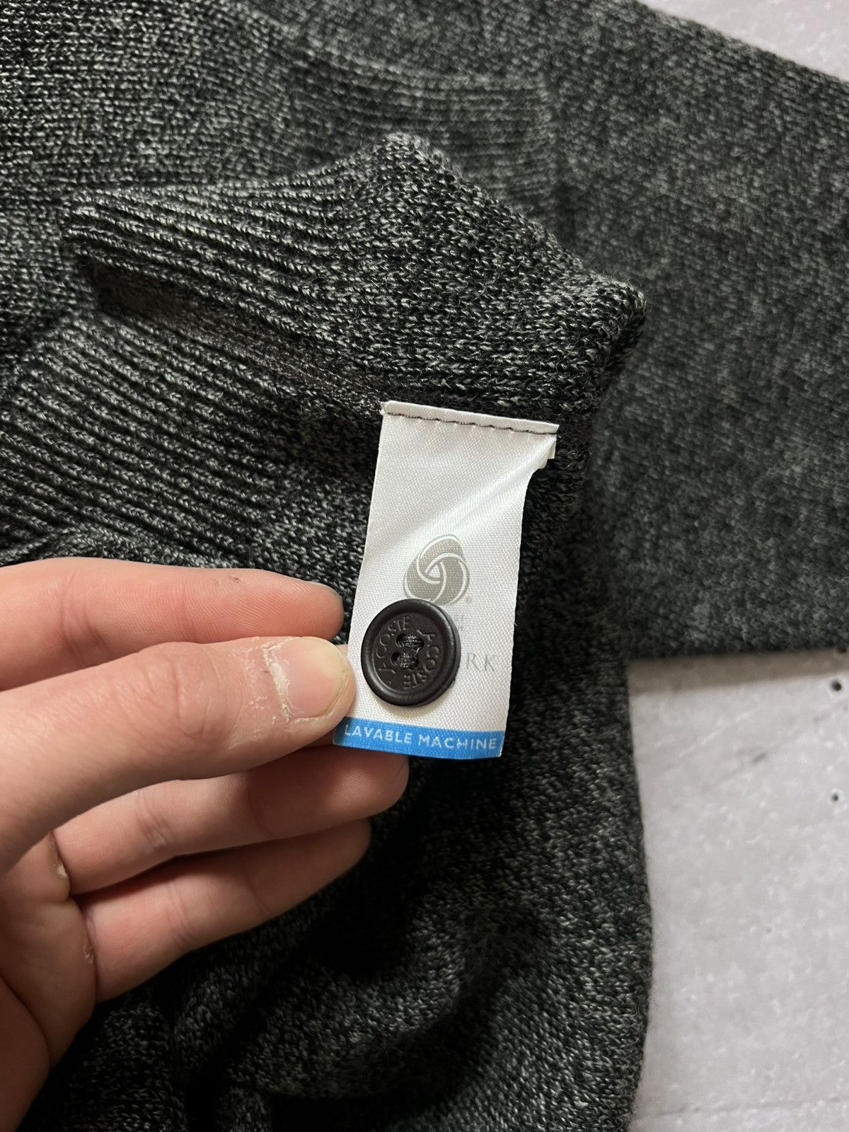 Lacoste Vintage Lacoste 1980s wool and acrylic knit cardigan, size 9 Size US XXL / EU 58 / 5 - 11 Thumbnail