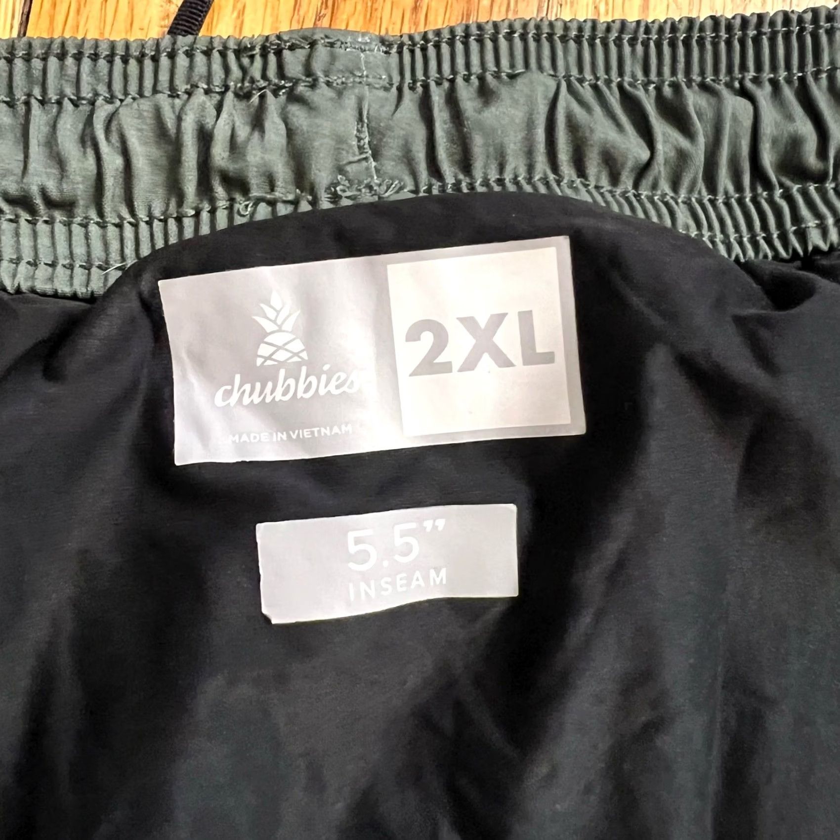 Chubbies Chubbies Shorts Mens 2XL 5.5" Green Lined Swim Trunks Boys? Womens? Size US 39 - 4 Thumbnail