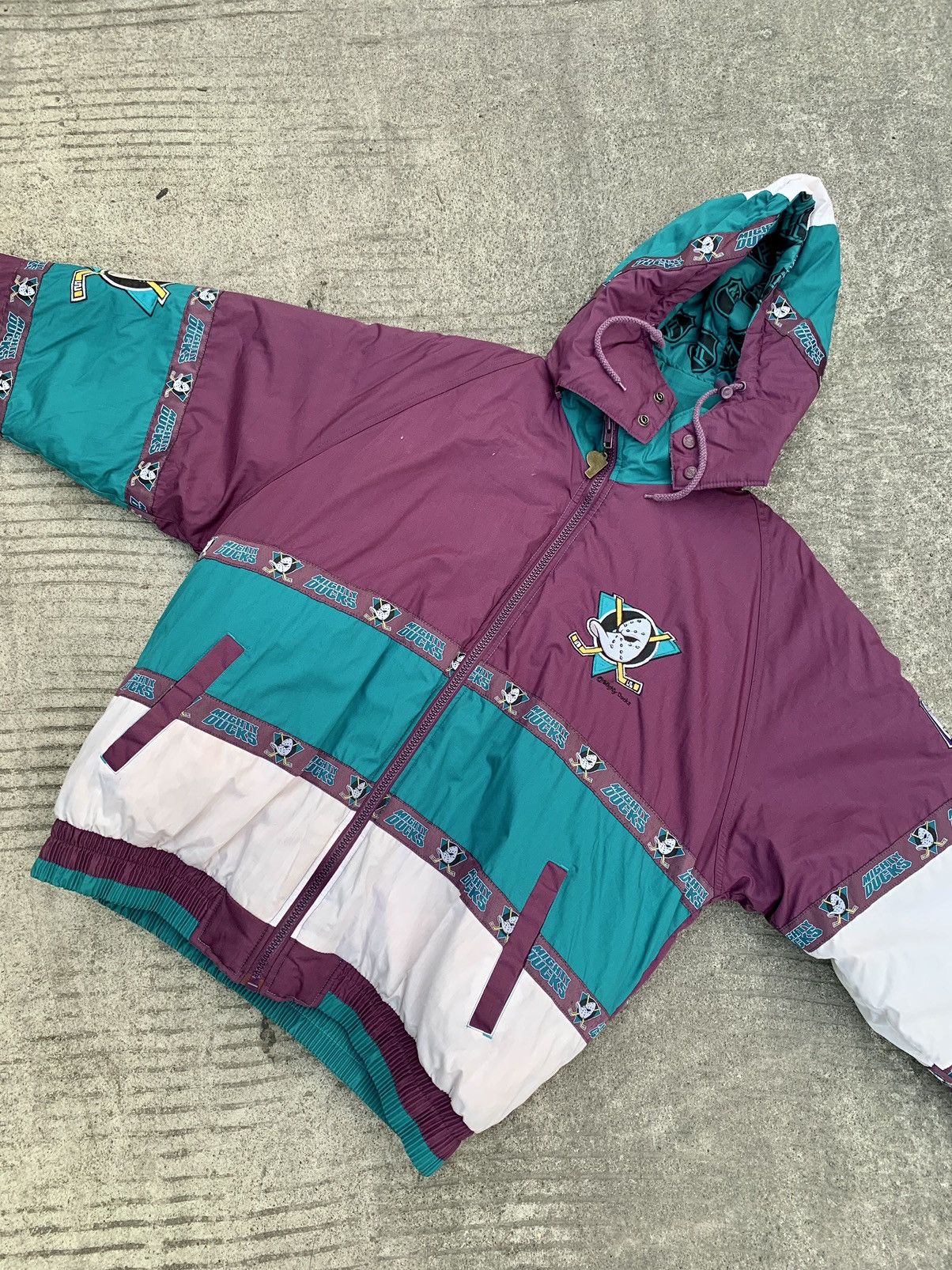 Pro Player Pro player mighty ducks 90s Size US XL / EU 56 / 4 - 2 Thumbnail