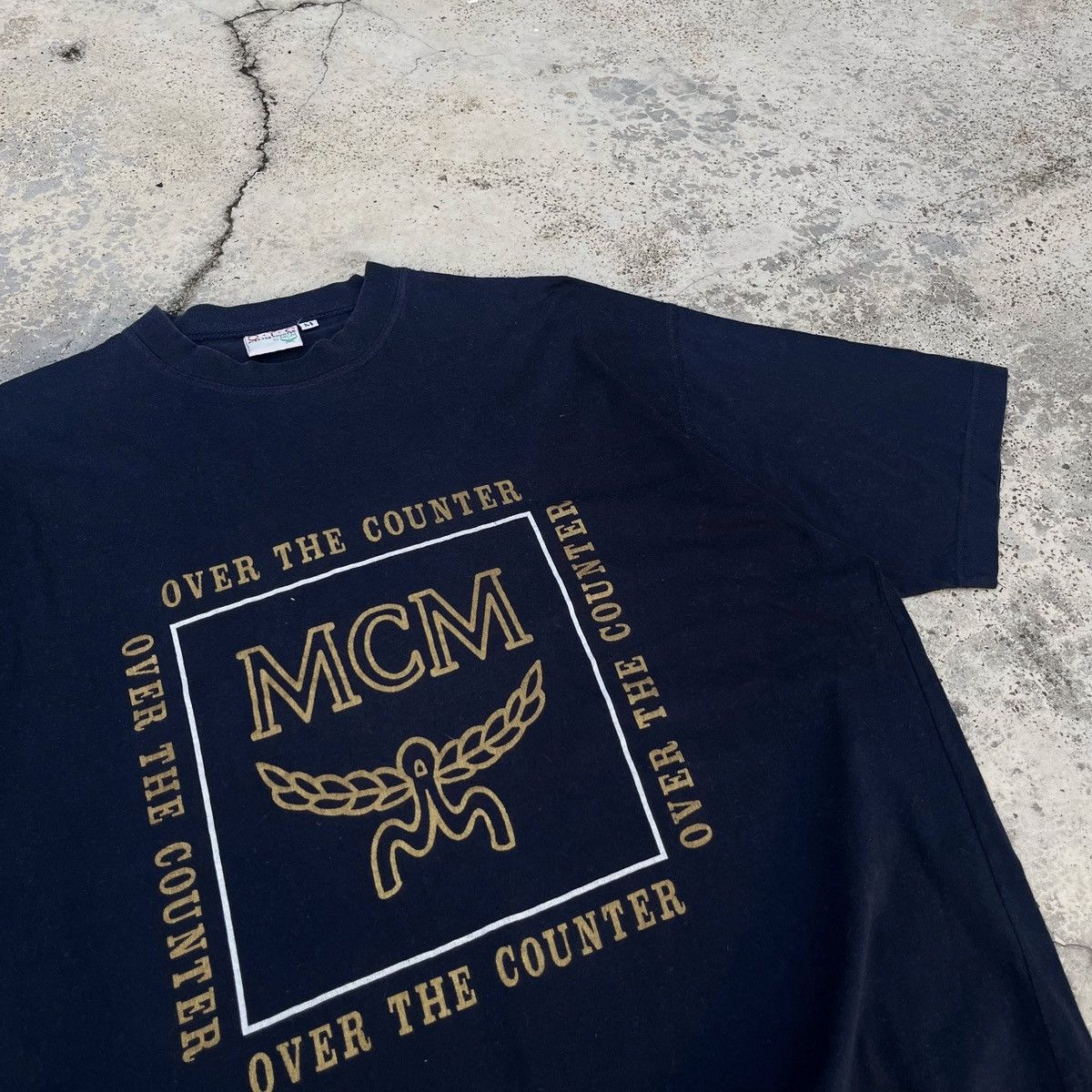 MCM MCM Over The Counter Big Logo Made In Italy Size US L / EU 52-54 / 3 - 2 Thumbnail