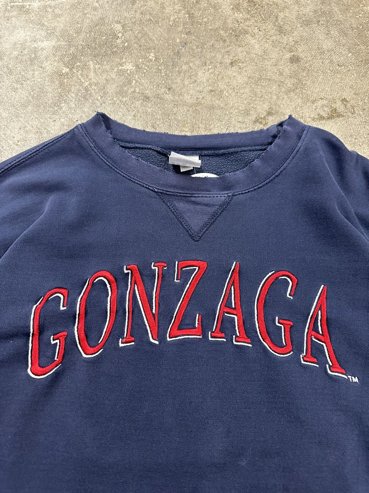 Vintage Crazy Y2K Gonzaga Bulldogs Collegiate Spell Out Sweatshirt Size US M / EU 48-50 / 2 - 5 Thumbnail