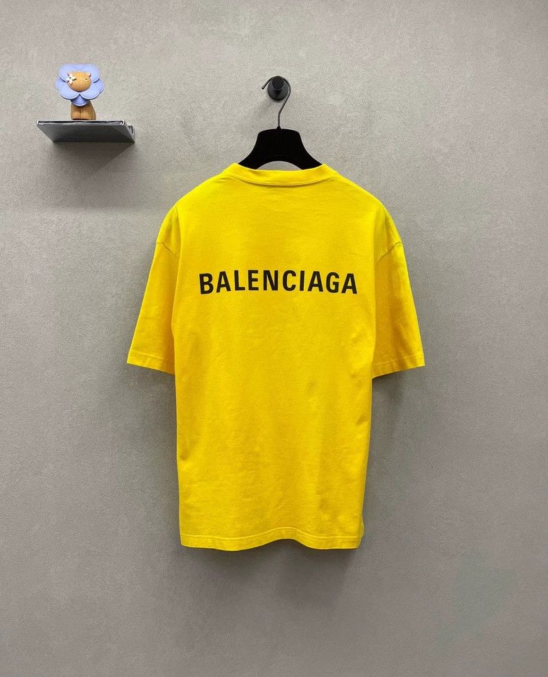 Balenciaga Balenciaga Logo Printed Yellow Short Sleeve Size XXS Size US XXS / EU 40 - 2 Thumbnail