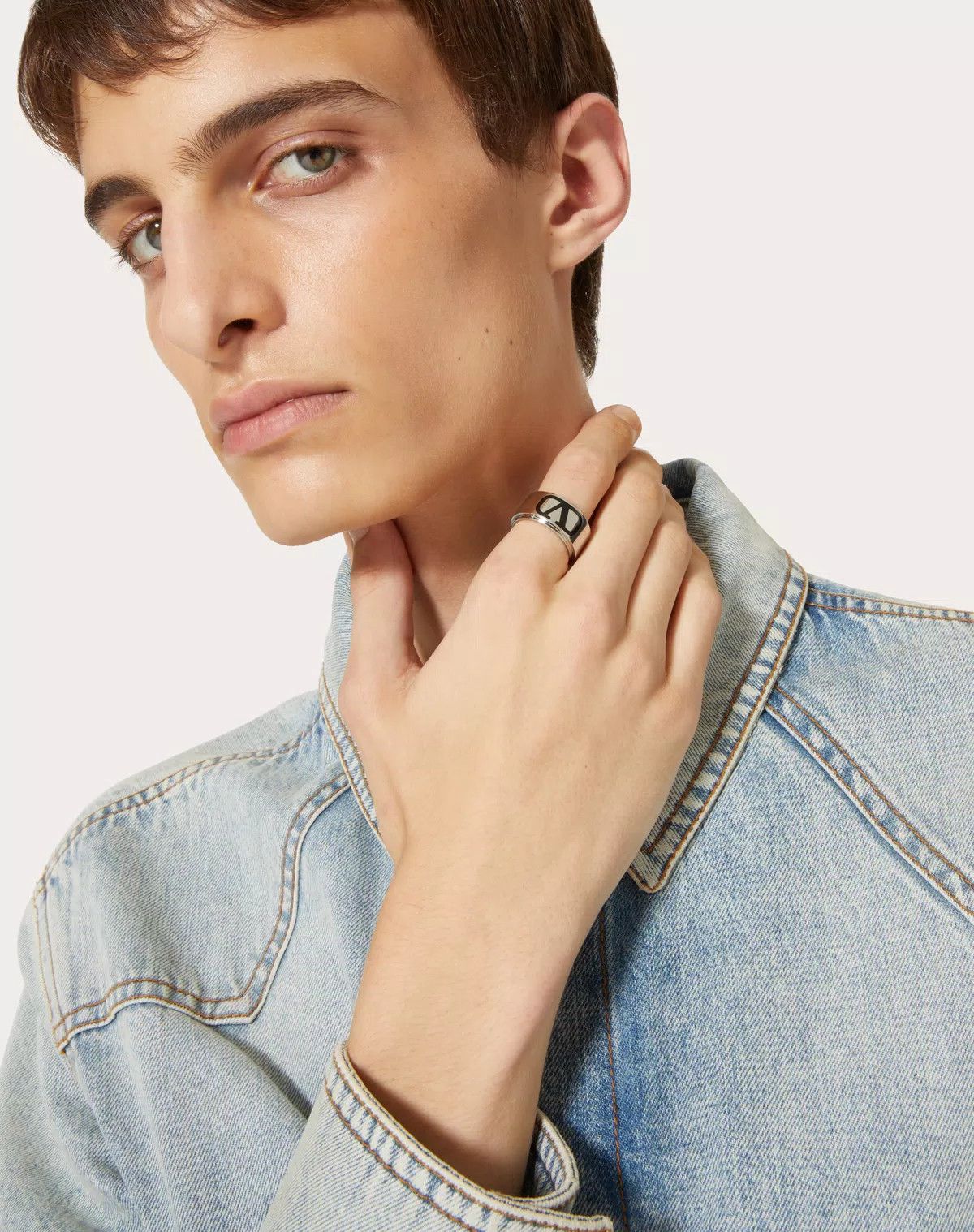 Valentino oc11z0625 Size:19/Metal And Enamel Ring in Silver Size ONE SIZE - 5 Thumbnail