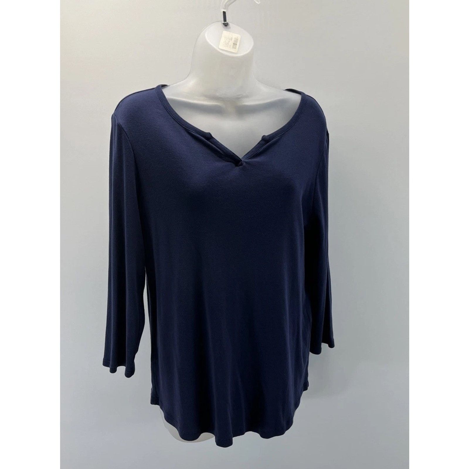 Chicos Chico's 3 Navy Blue VNeck 3/4 Sleeve Tunic Top Size 1 M Size M / US 6-8 / IT 42-44 - 1 Thumbnail