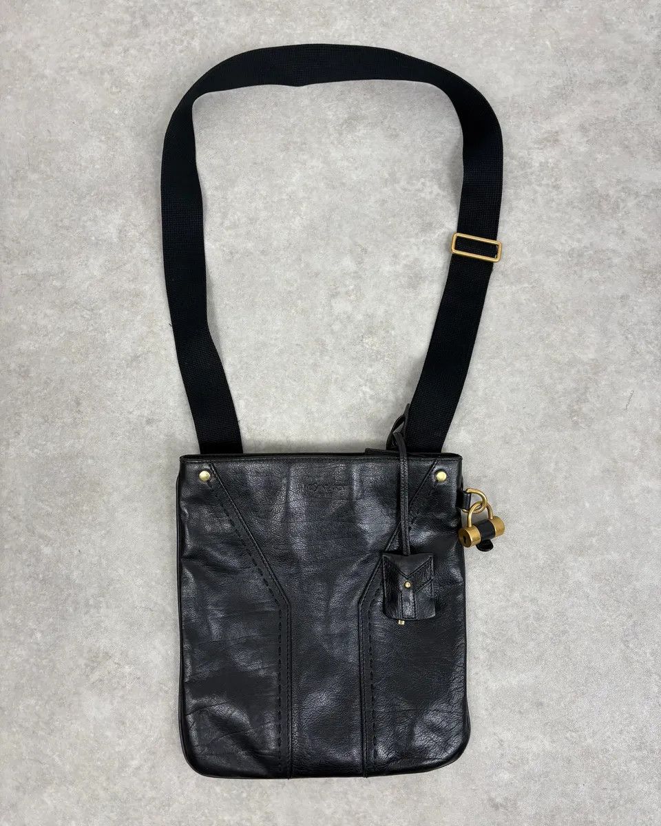 Yves Saint Laurent AW2002 Yves Saint Laurent Black Lock Crossbody Leather Bag Size ONE SIZE - 1 Thumbnail