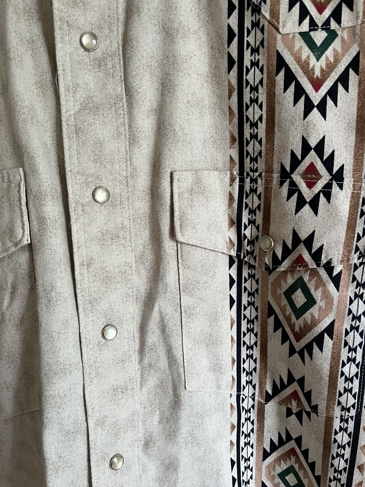 Wrangler Vintage Wrangler Button Up Shirt Short Sleeve Size US L / EU 52-54 / 3 - 2 Thumbnail