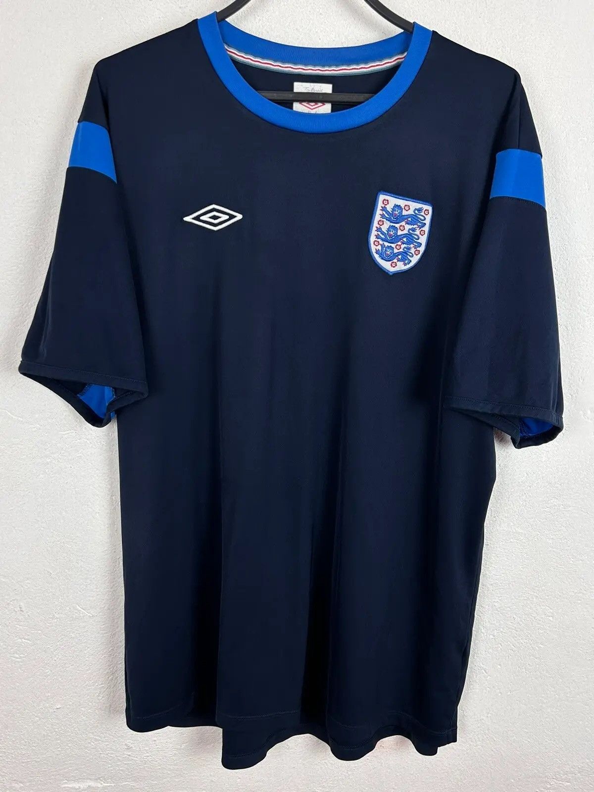 Umbro Vintage Umbro x England Sportswear Jersey In Size XXL Size US XXL / EU 58 / 5 - 1 Thumbnail