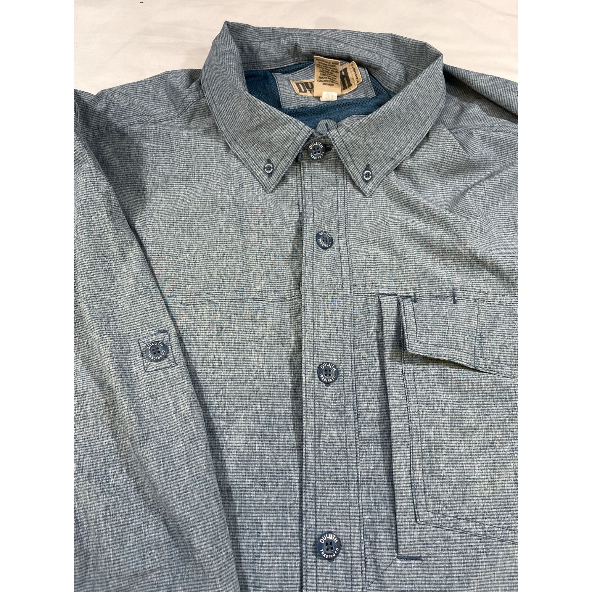 Duluth Trading Company Duluth Trading Co. Men's Blue Button Up Shirt Size 2XL SKU 6 Size US XXL / EU 58 / 5 - 3 Thumbnail