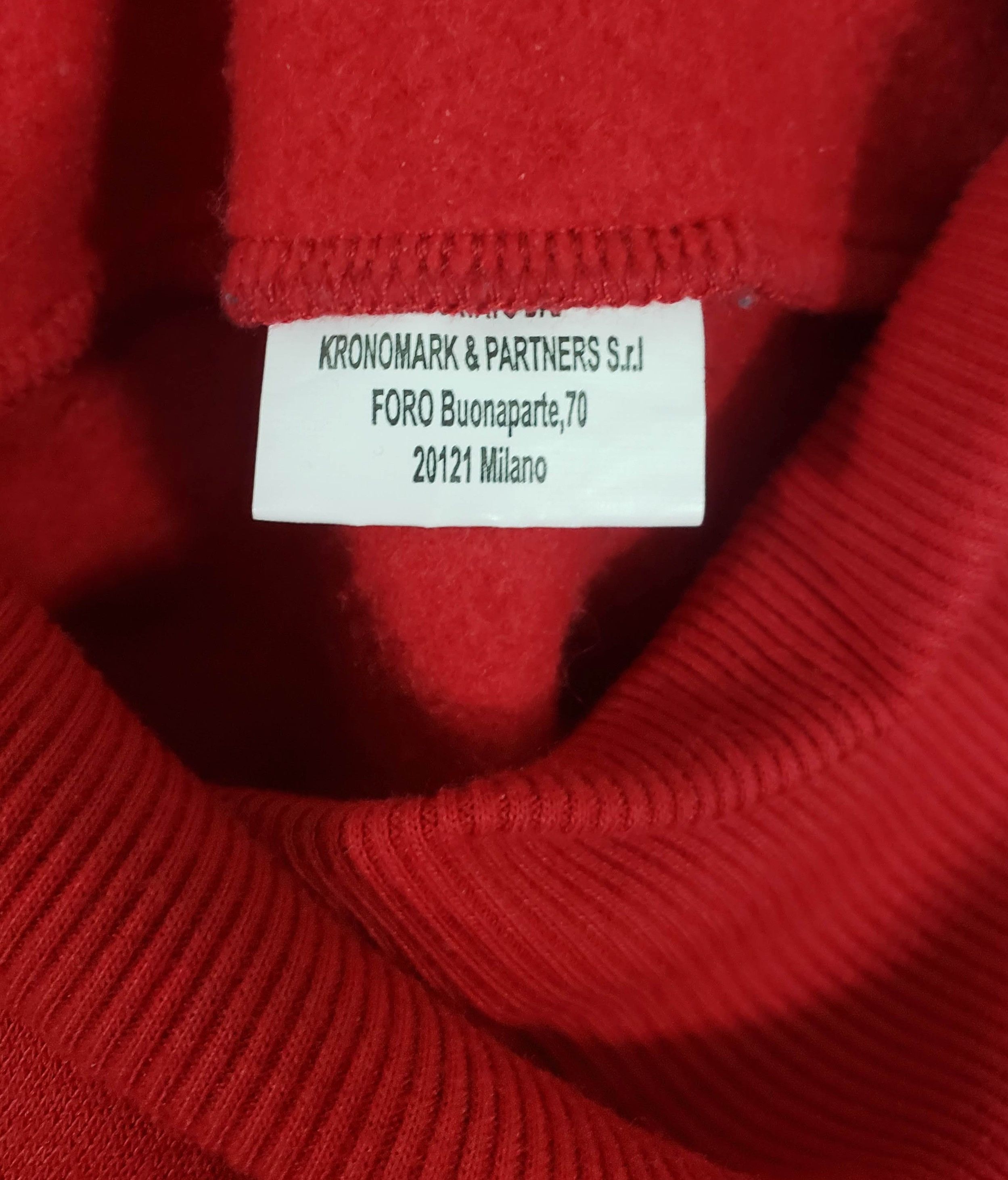 RayBan NWOT Vtg Ray-Ban Sunglasses red pullover hoodie sweatshirt Size US L / EU 52-54 / 3 - 5 Thumbnail