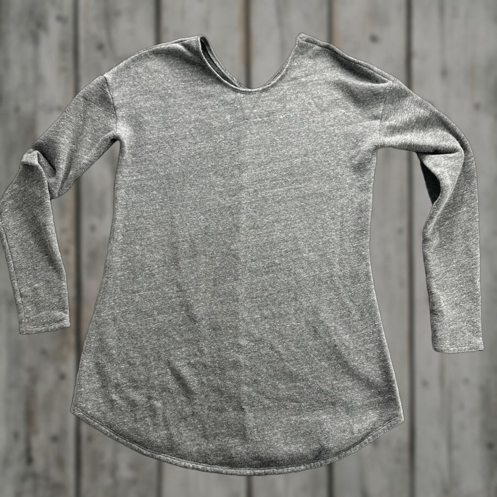 Reformation Reformation Sweater Womens XS Gray Long Sleeve Pullover Curved Hem Made USA Eco Size XS / US 0-2 / IT 36-38 - 1 Thumbnail