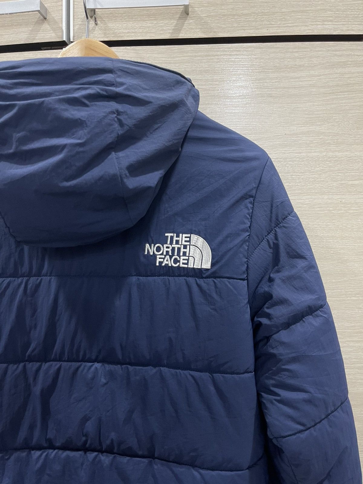 The North Face The North Face Navy Down Jacket Puffer Size US L / EU 52-54 / 3 - 10 Thumbnail