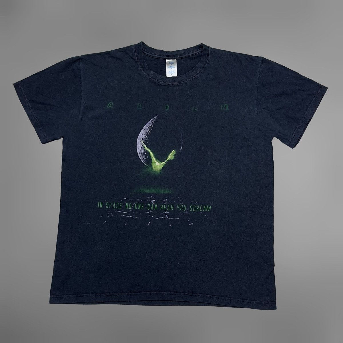 Expert Horror Alien “In space no one can hear you scream.” Vintage Tee Size US M / EU 48-50 / 2 - 1 Thumbnail