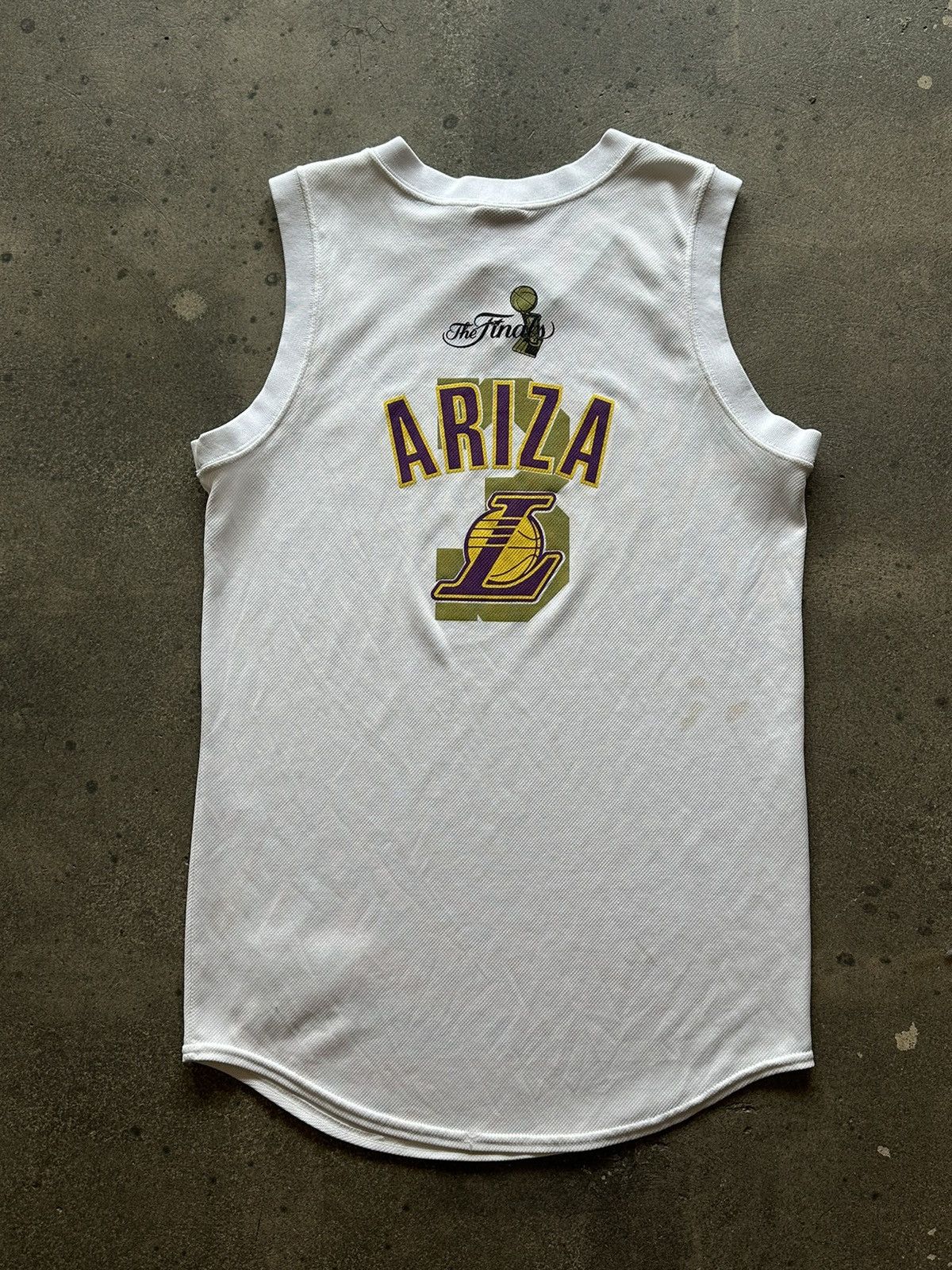 NBA White and gold 2009 NBA Finals Lakers Ariza jersey Size US L / EU 52-54 / 3 - 6 Thumbnail