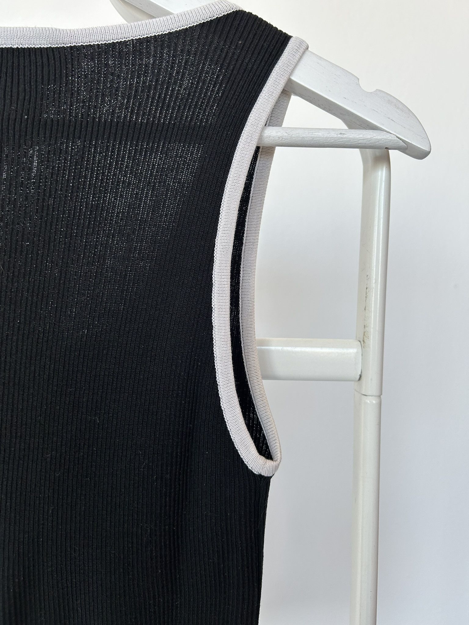 Chanel SS1995 Chanel double breasted button up tank top Size M / US 6-8 / IT 42-44 - 13 Thumbnail