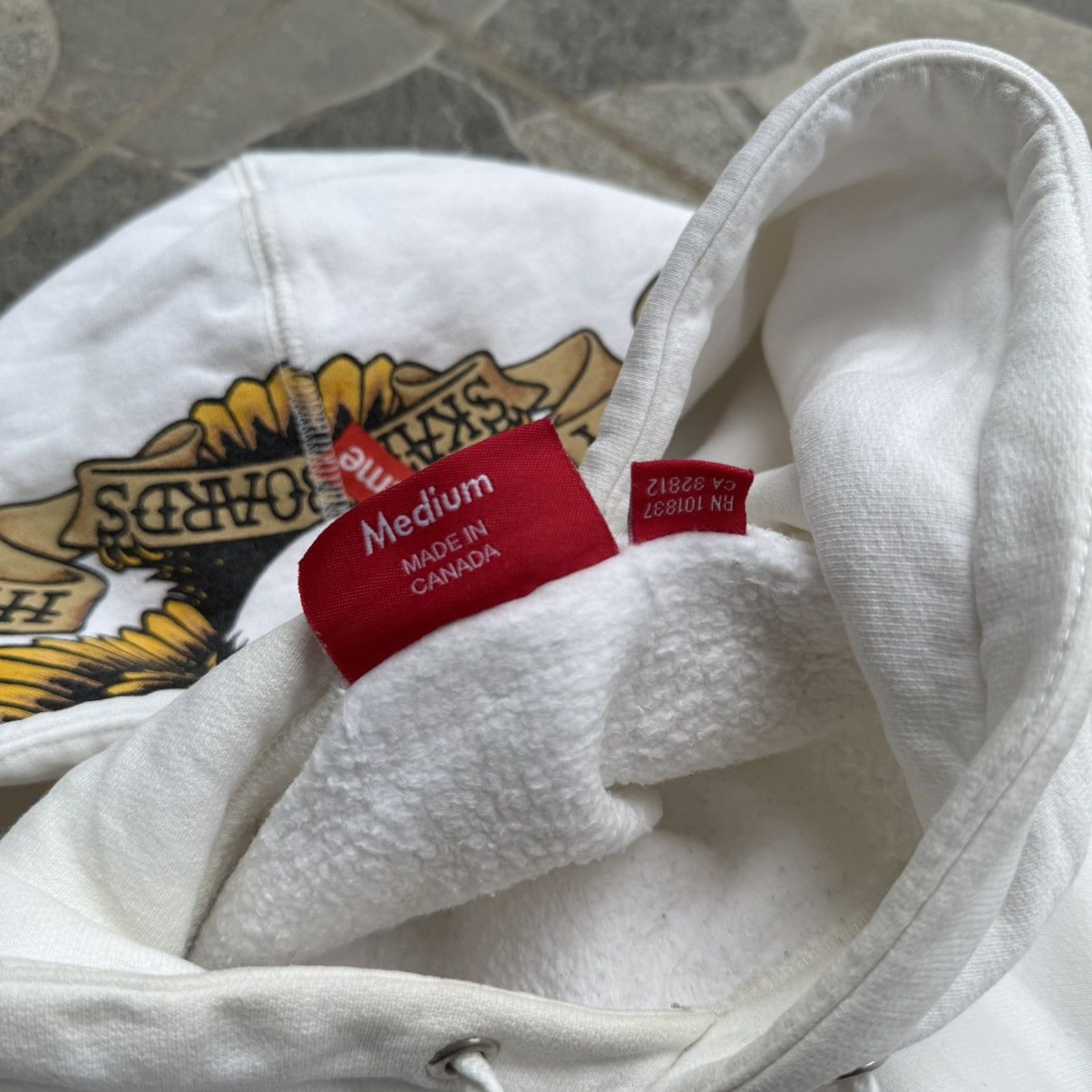Antihero × Supreme Supreme X Anti hero Size US M / EU 48-50 / 2 - 5 Thumbnail