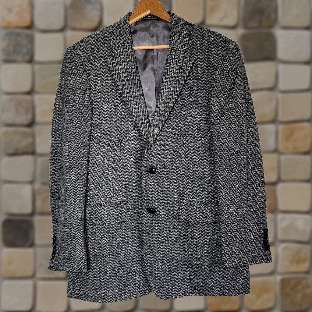 Harris Tweed VINTAGE Harris Tweed Blazer Men 40R Wool Gray Herringbone Button 100% Pure New Wool Regular Jacket Mens Medium? Size 40R - 1 Thumbnail