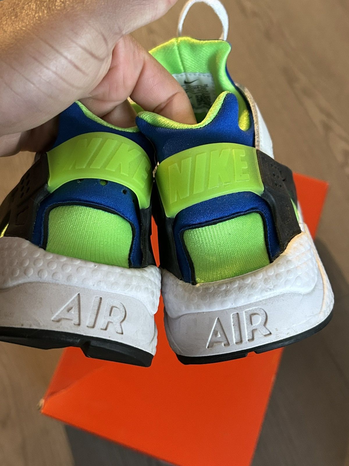 Nike Nike Air Huarache OG Scream Green Size US 9.5 / EU 42-43 - 4 Thumbnail