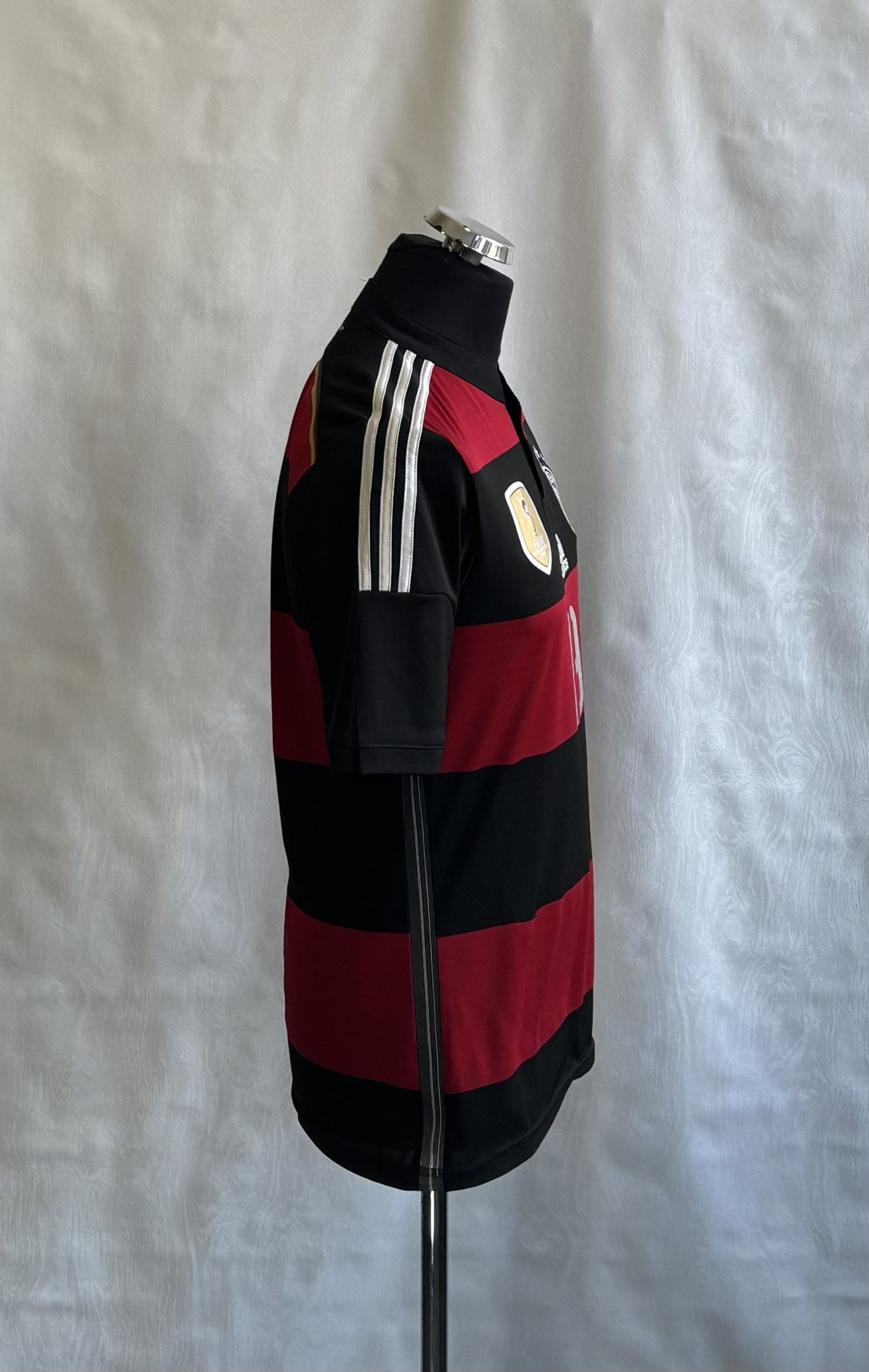Adidas Germany 2015 Gotze #19 Adidas Football Jersey Size S Size US S / EU 44-46 / 1 - 4 Thumbnail