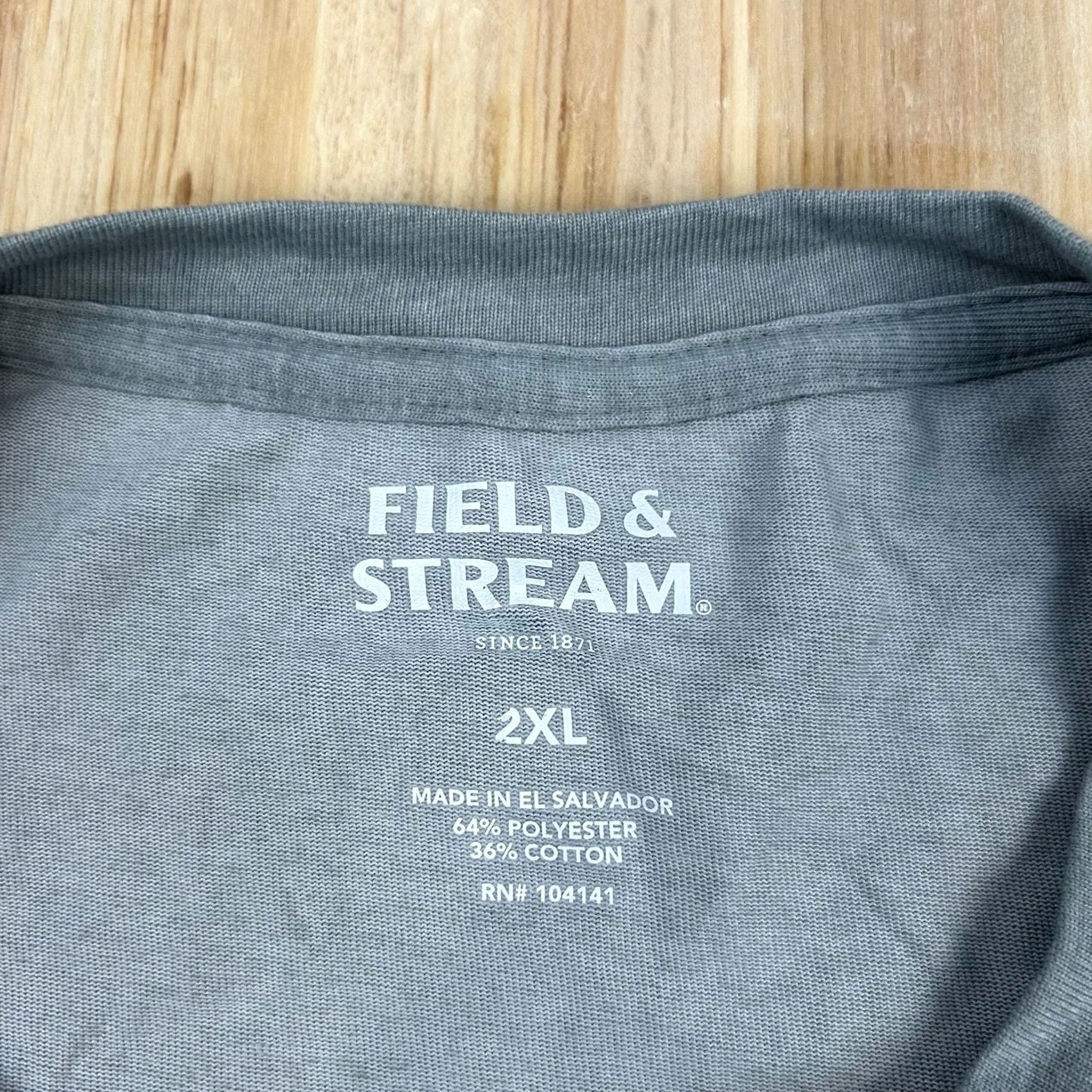 Vintage Field & Stream Deep Runner T-Shirt Gray Stripe UPF 50 Pockets Short Sleeve 2XL Mens Size US 39 - 4 Thumbnail