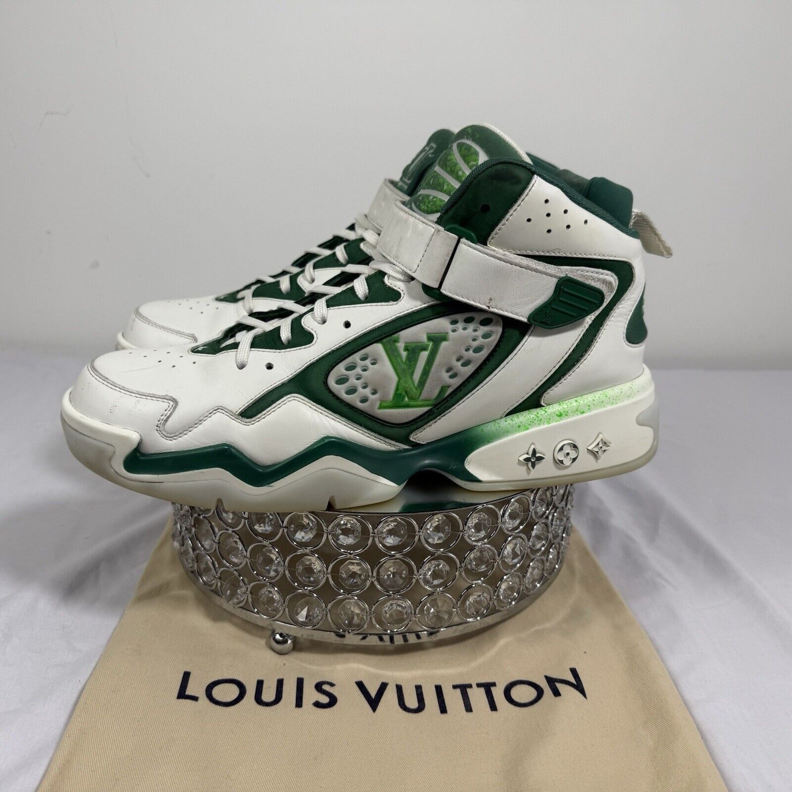 Louis Vuitton Louis Vuitton Trainer 2 Sneaker Boot White Green size USA 9 Size US 9 / EU 42 - 4 Thumbnail
