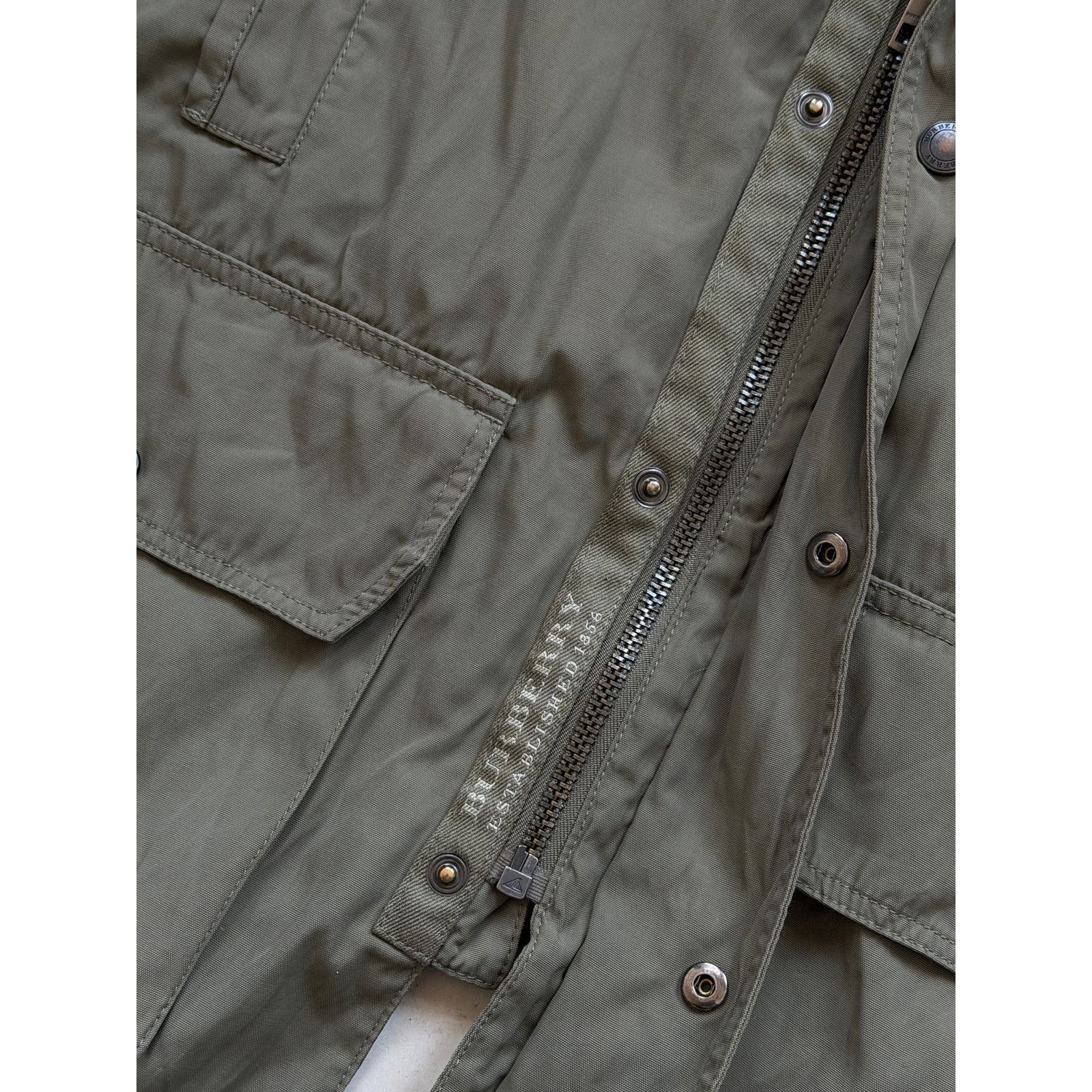 Burberry Burberry Military Olive Jacket Size US L / EU 52-54 / 3 - 3 Thumbnail