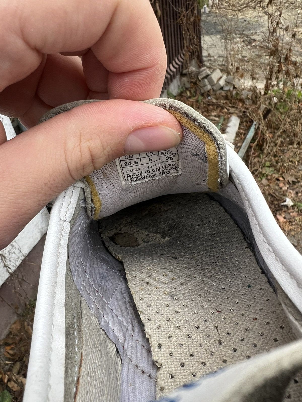 Asics × Vintage Vintage Asics Onitsuka Tiger Leather Sneakers Size US 9 / IT 39 - 15 Thumbnail