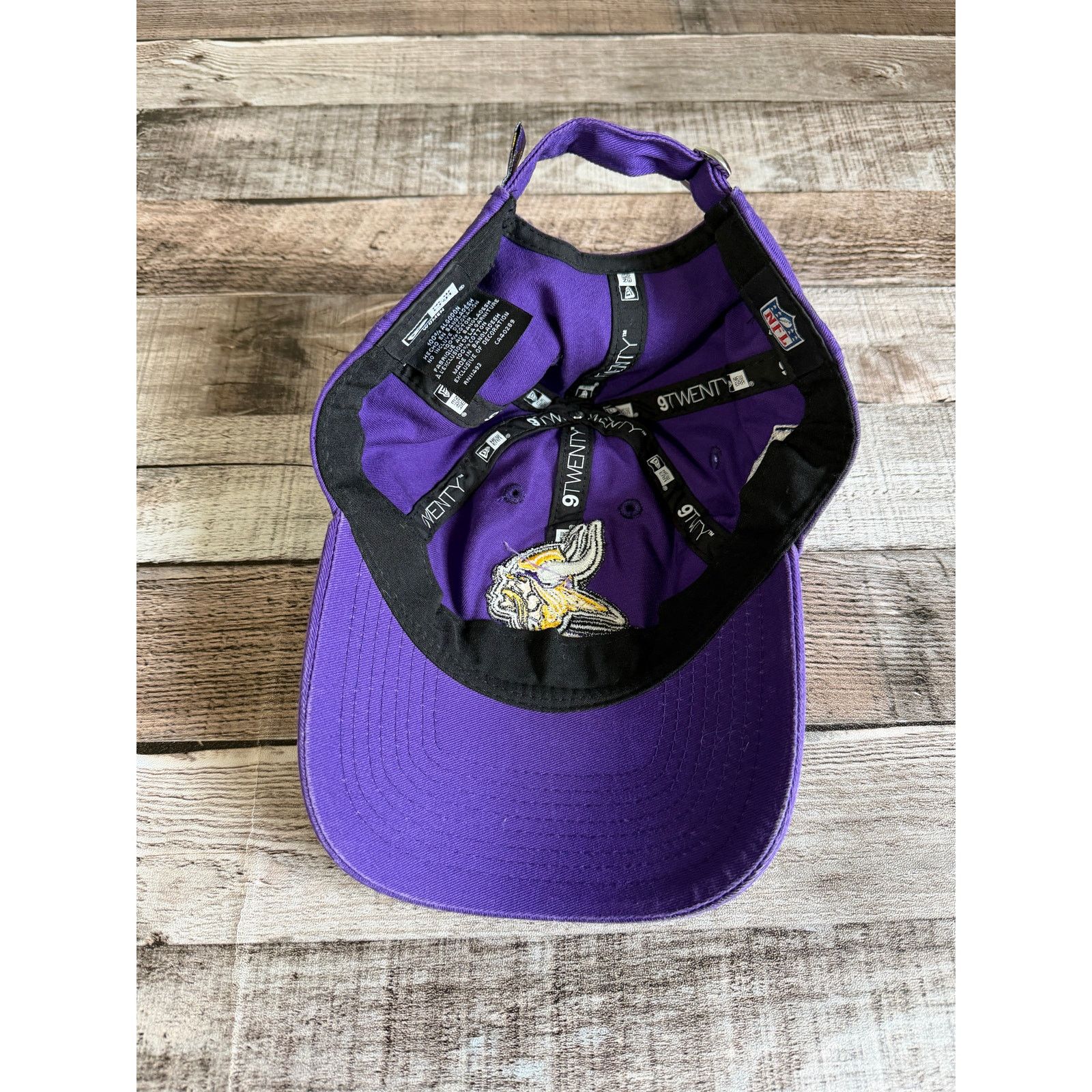 New Era Minnesota Vikings NFC Strapback Adjustable Baseball Hat Size ONE SIZE - 8 Thumbnail