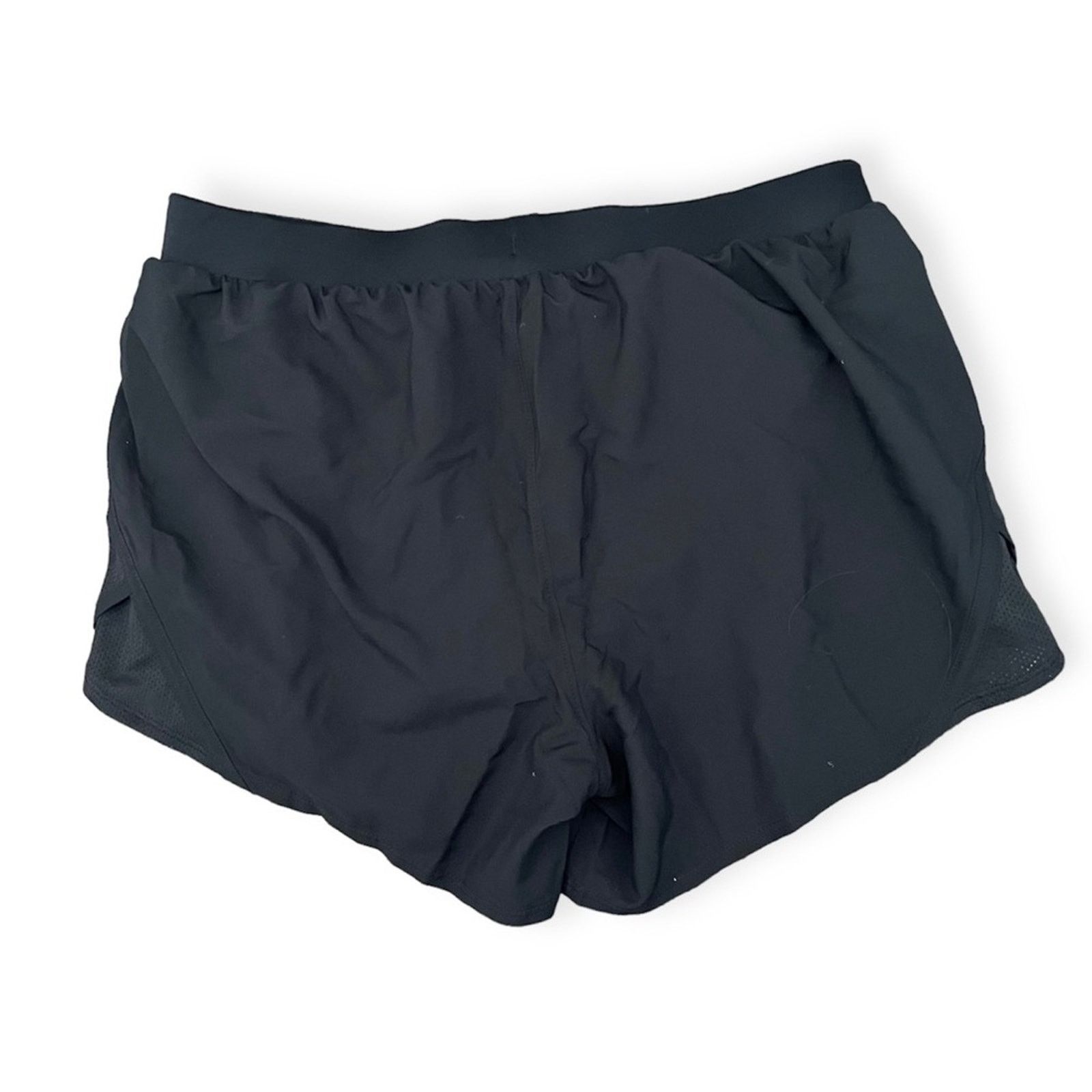 Under Armour NWT Under Armour Women’s Athletic Shorts, Size M Size 30" / US 8 / IT 44 - 2 Thumbnail