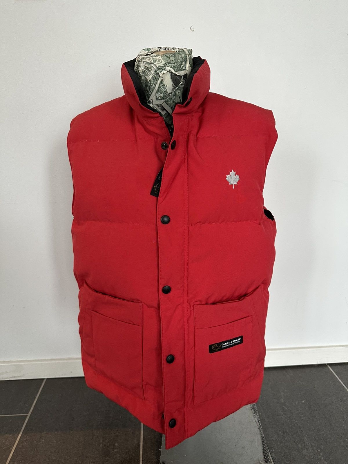 Canada Goose CANADA GOOSE «LEAF» VEST (VINTAGE) Size US S / EU 44-46 / 1 - 2 Thumbnail