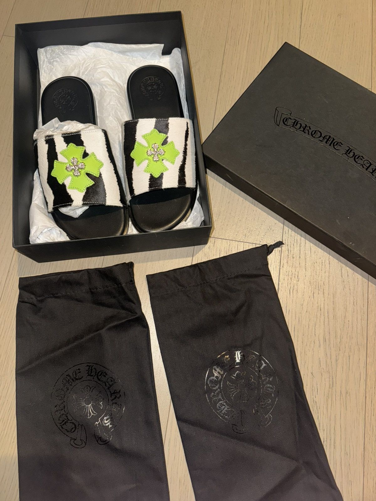 Chrome Hearts Chrome Hearts Zebra Stud Slides Size US 9 / EU 42 - 8 Thumbnail