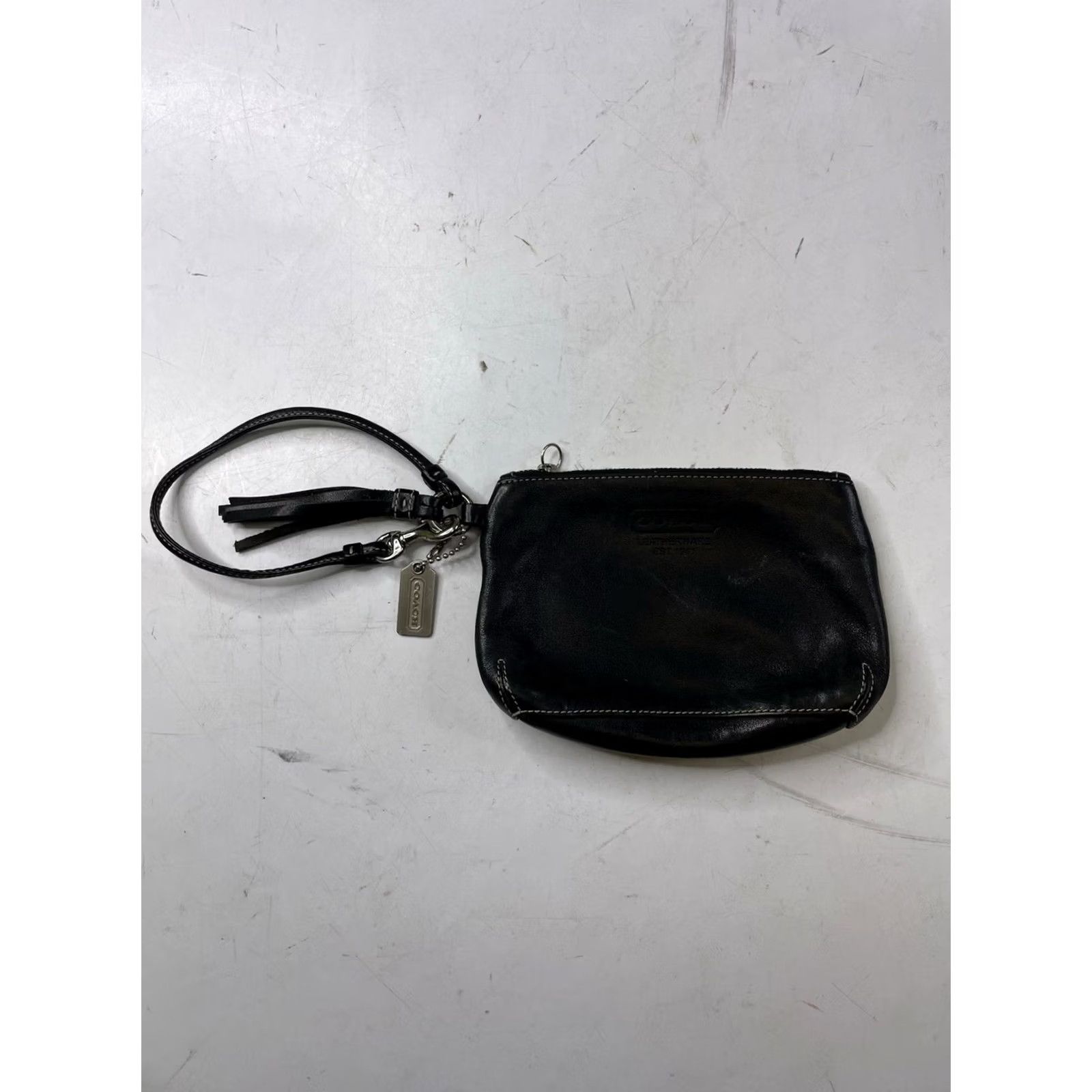 Coach VINTAGE Coach Leatherware Black Pochette Wristlet Pouch Bag Purse Black Womens Leather Wristlet Bag Purse Y2K Black Size ONE SIZE - 2 Thumbnail