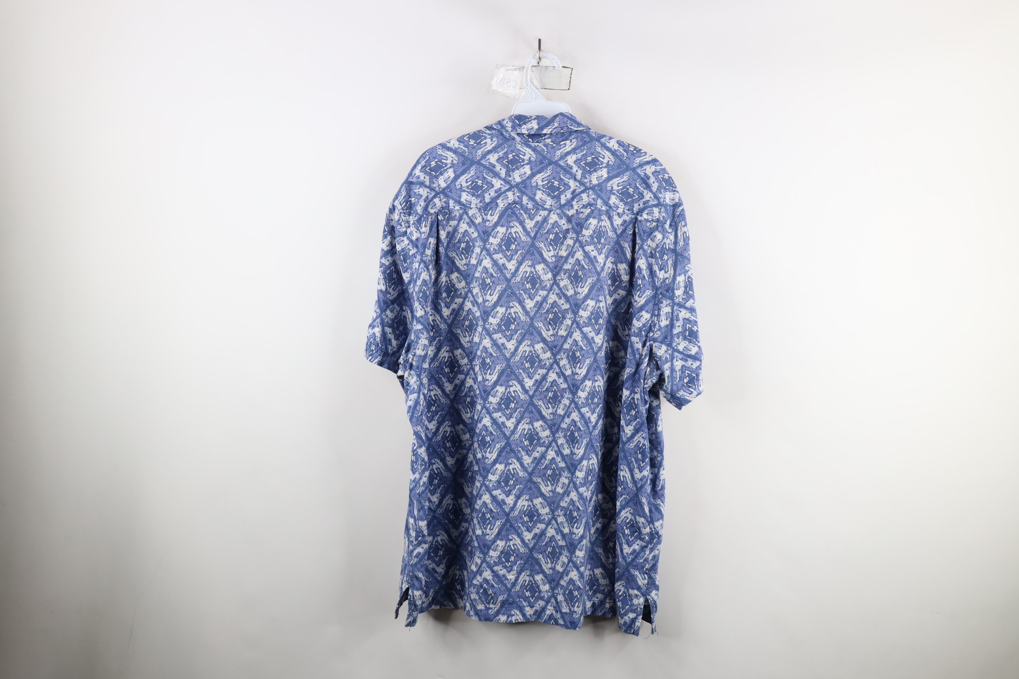 Tommy Bahama × Vintage Vintage Tommy Bahama Silk Blend Short Sleeve Button Shirt Size US XL / EU 56 / 4 - 10 Thumbnail