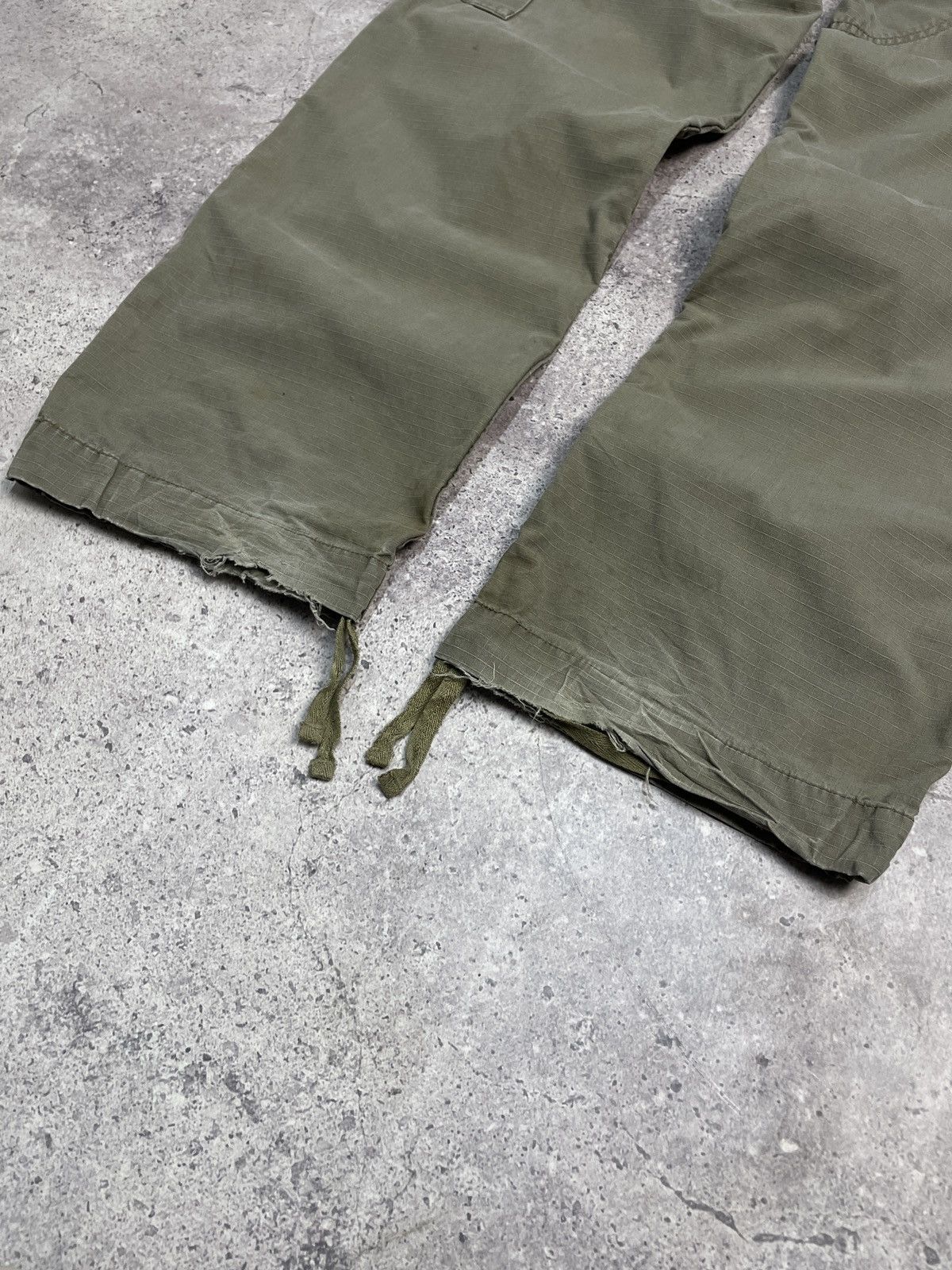 Vintage Carhartt Cargo Pants Jeans Y2K Style Baggy Fit