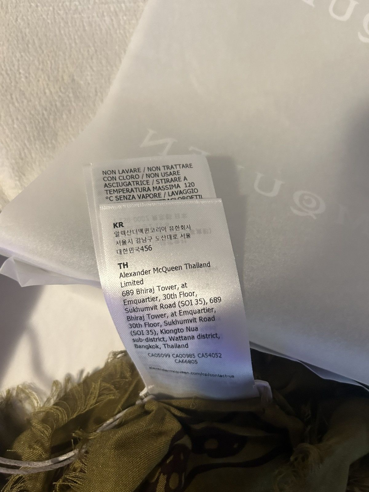Alexander McQueen Alexander mcqueen cashmere bandana scarf skulls olive Size ONE SIZE - 8 Thumbnail