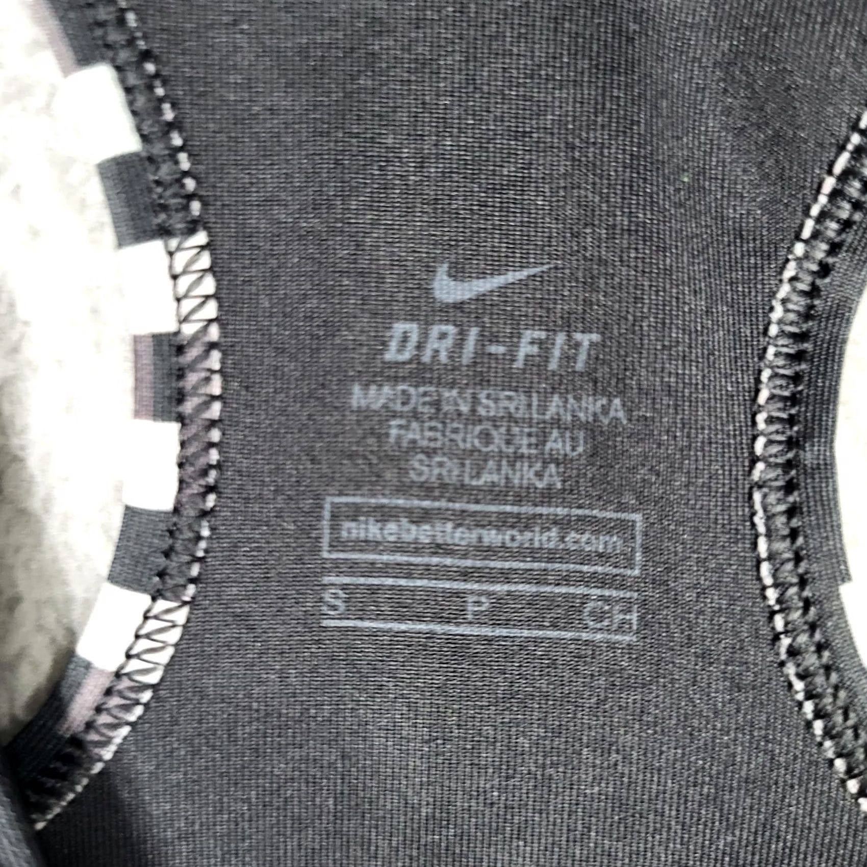 Nike NIKE DRY FIT Activewear Sports bra Women's S White Sleeveless Casual Top Regular Size Type Sports 90s/Mens Womens BoyGirl Size ONE SIZE - 2 Thumbnail