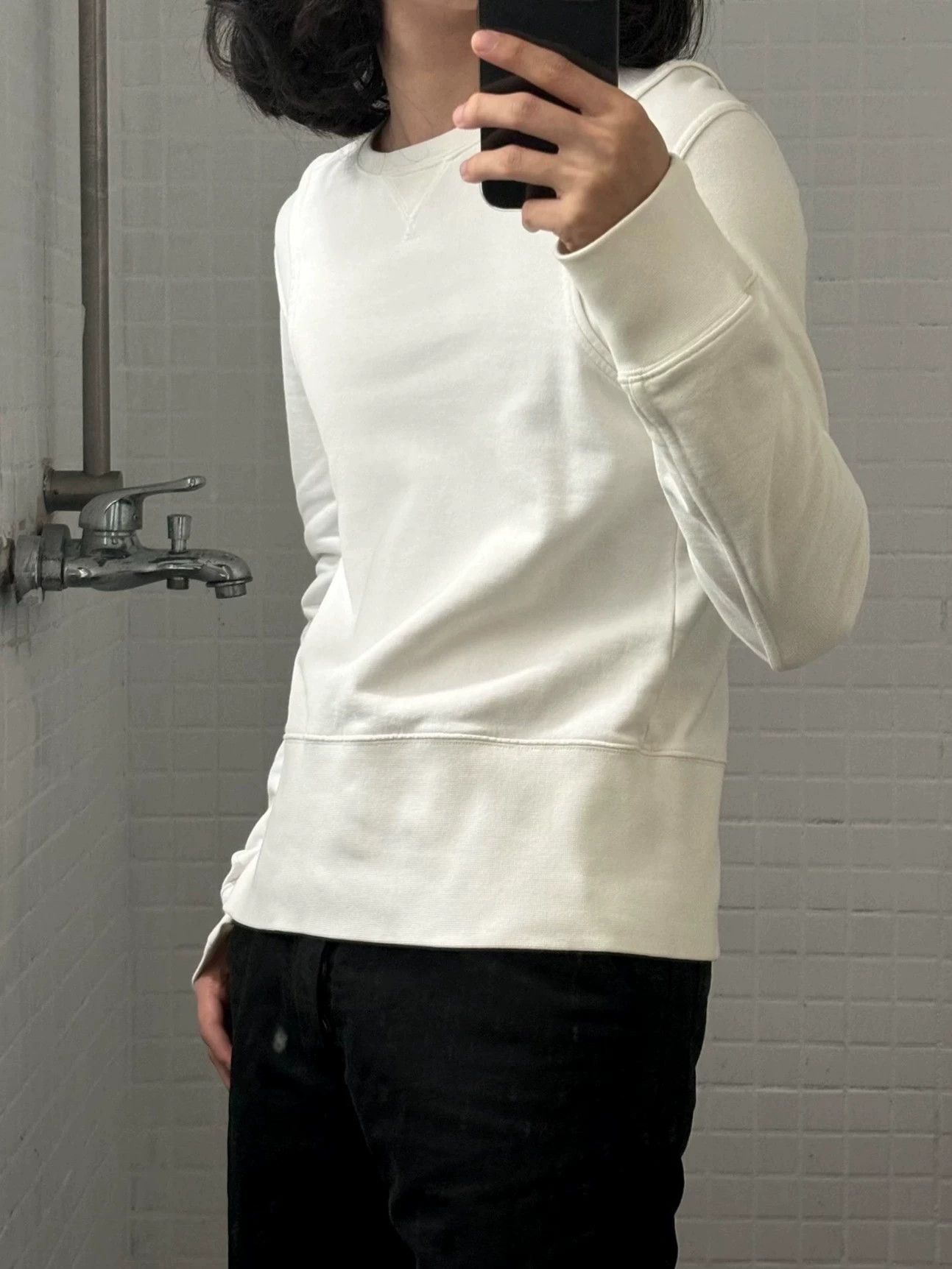 Ann Demeulemeester Ann Demeulemeester 3D-Shoulder Slim Sweatshirt XS Unisex Size XS / US 0-2 / IT 36-38 - 1 Thumbnail