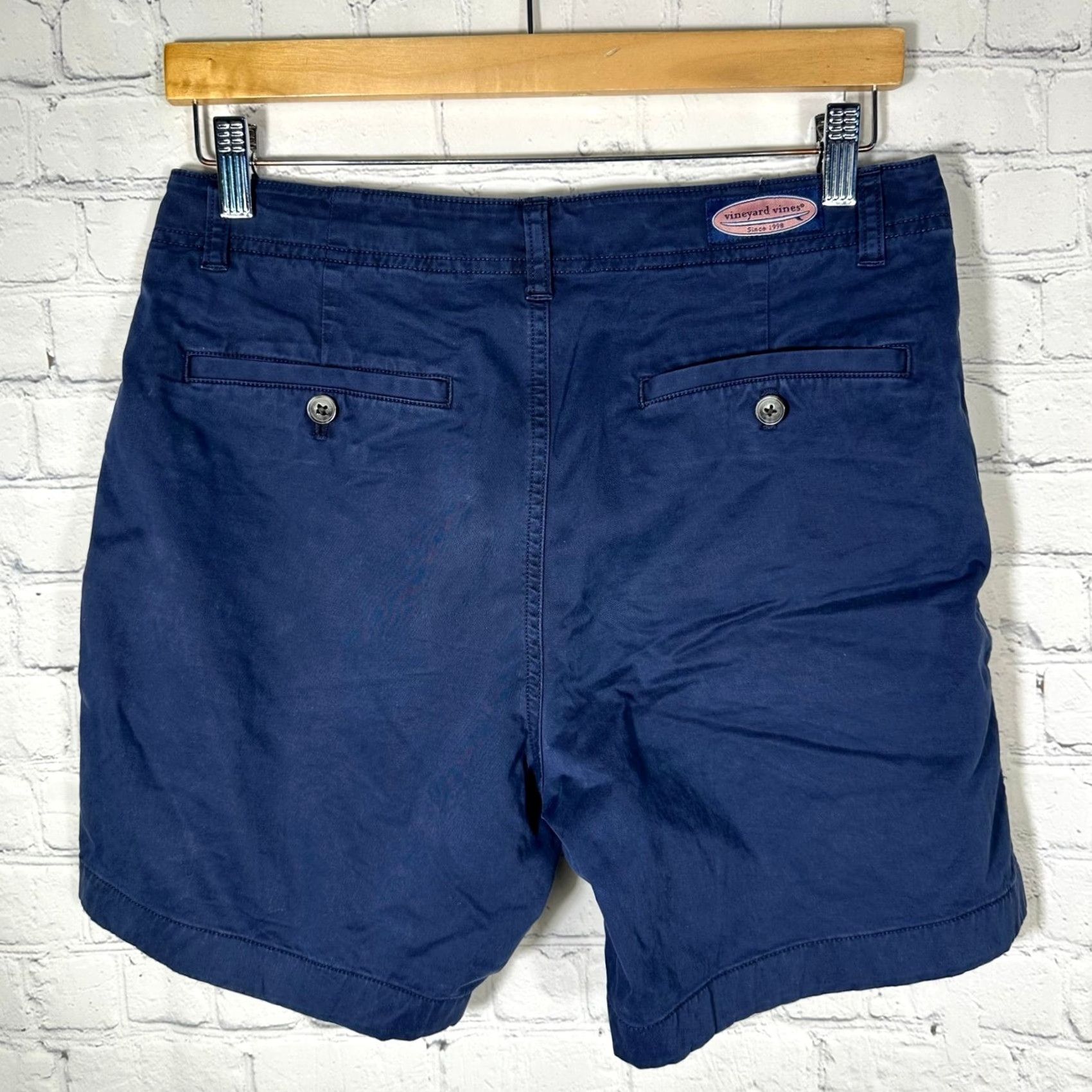 Vineyard Vines Vineyard Vines Island Short Navy Blue Mens 30 Chino Cotton Stretch Flat Front Dockers? Size US 31 - 5 Thumbnail